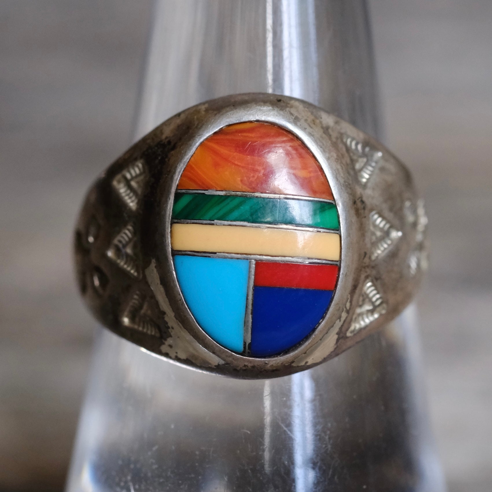 Vintage Sterling Multistone Inlay Stamped Arrows Ring 8.75