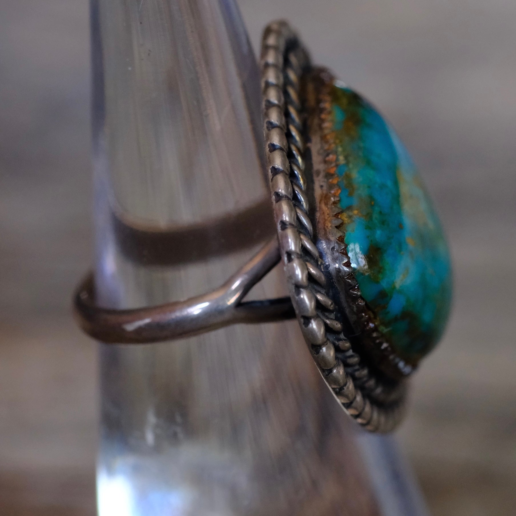 Vintage Sterling Turquoise Feather Roper Ring 4.75
