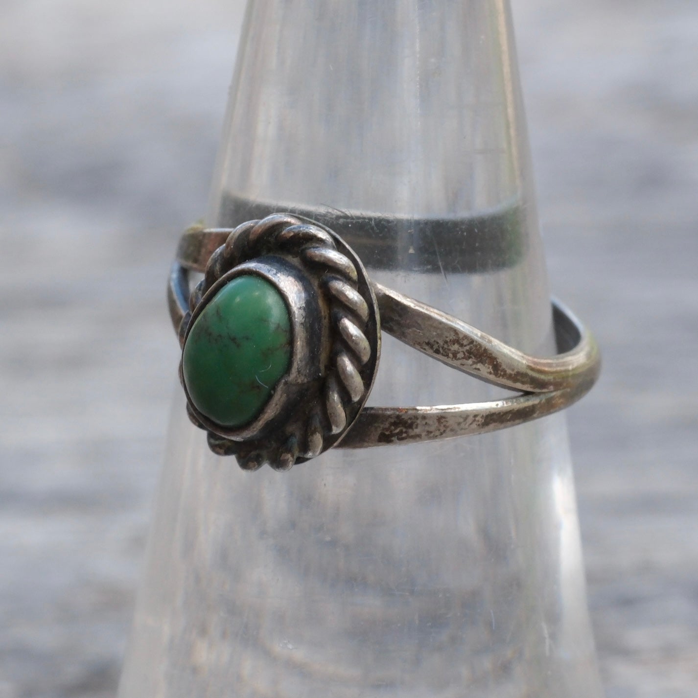 Vintage Sterling Turquoise Roper Ring 5.75