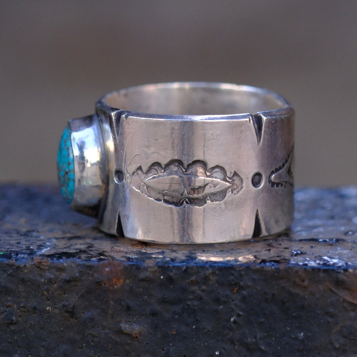 Sterling Silver Bisbee Turquoise Stamped Cigar Band Ring 9.25
