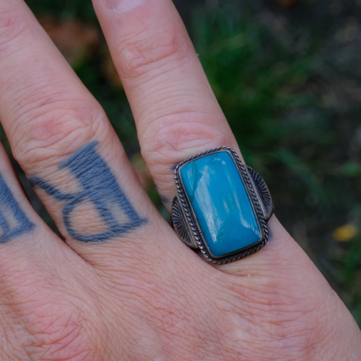 Vintage Sterling Turquoise Stamped Detail Ring 5.5