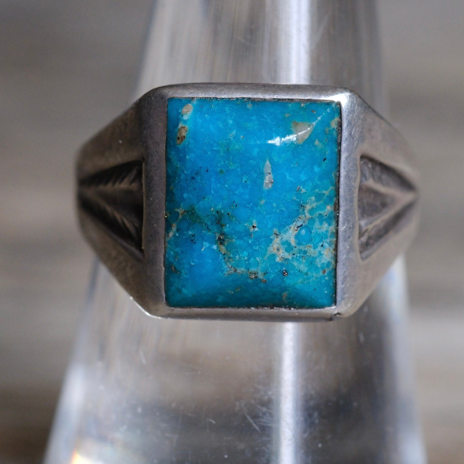 Vintage Sterling Turquoise Stamped Band Ring 7.75