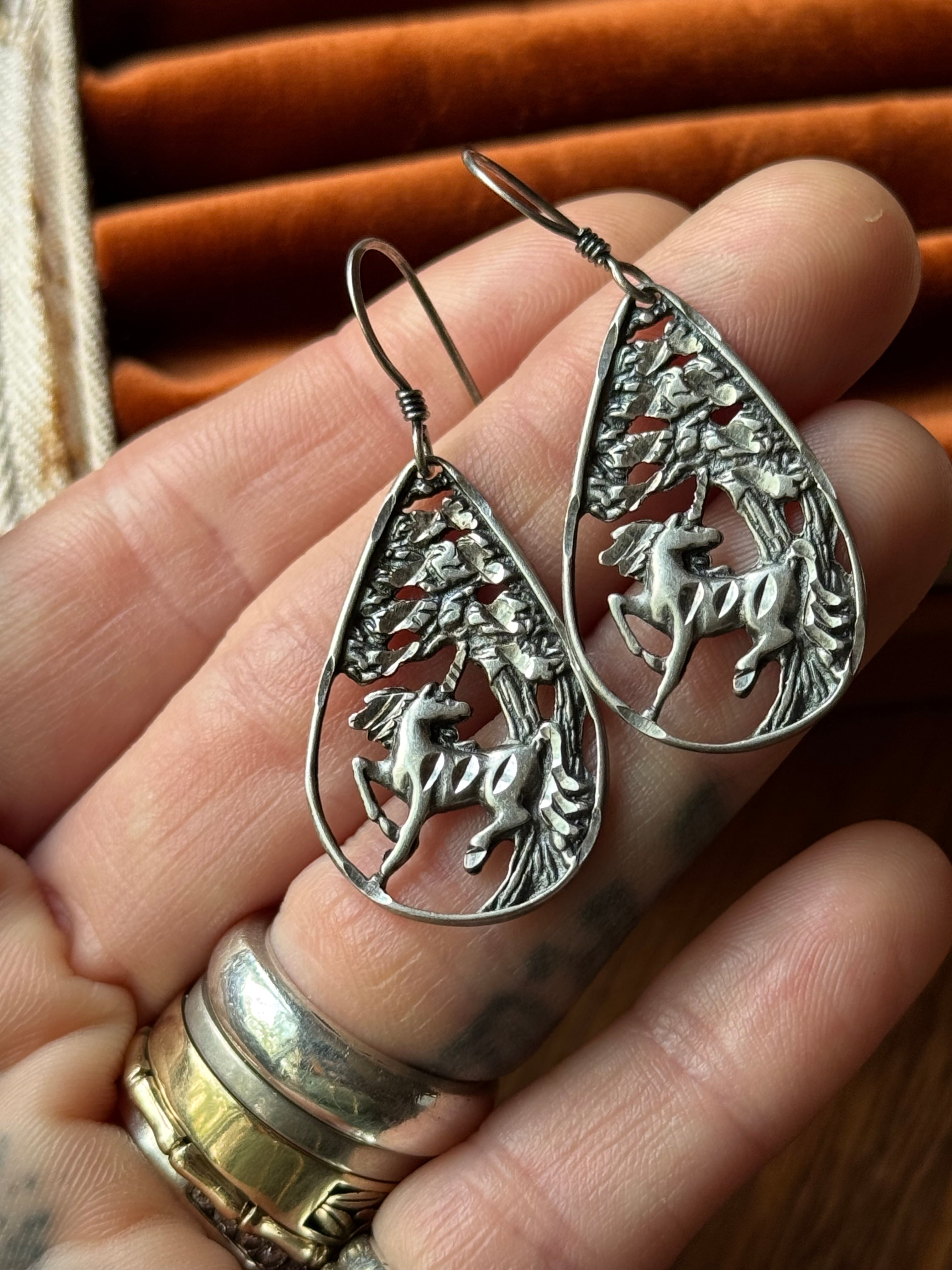 Vintage Sterling Silver Etched Unicorn Teardrop Earrings