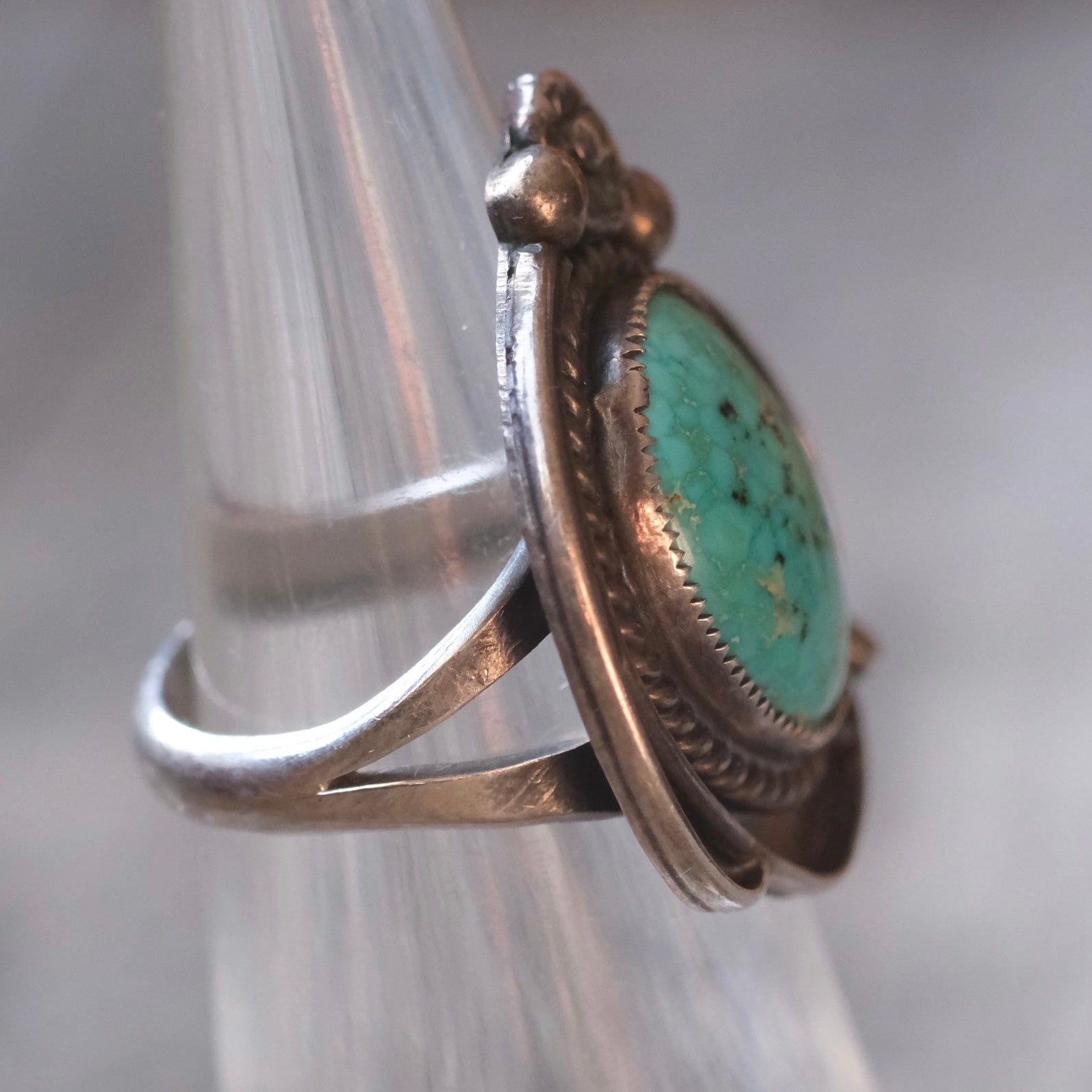 Vintage Sterling Turquoise Roper Ring 5.25