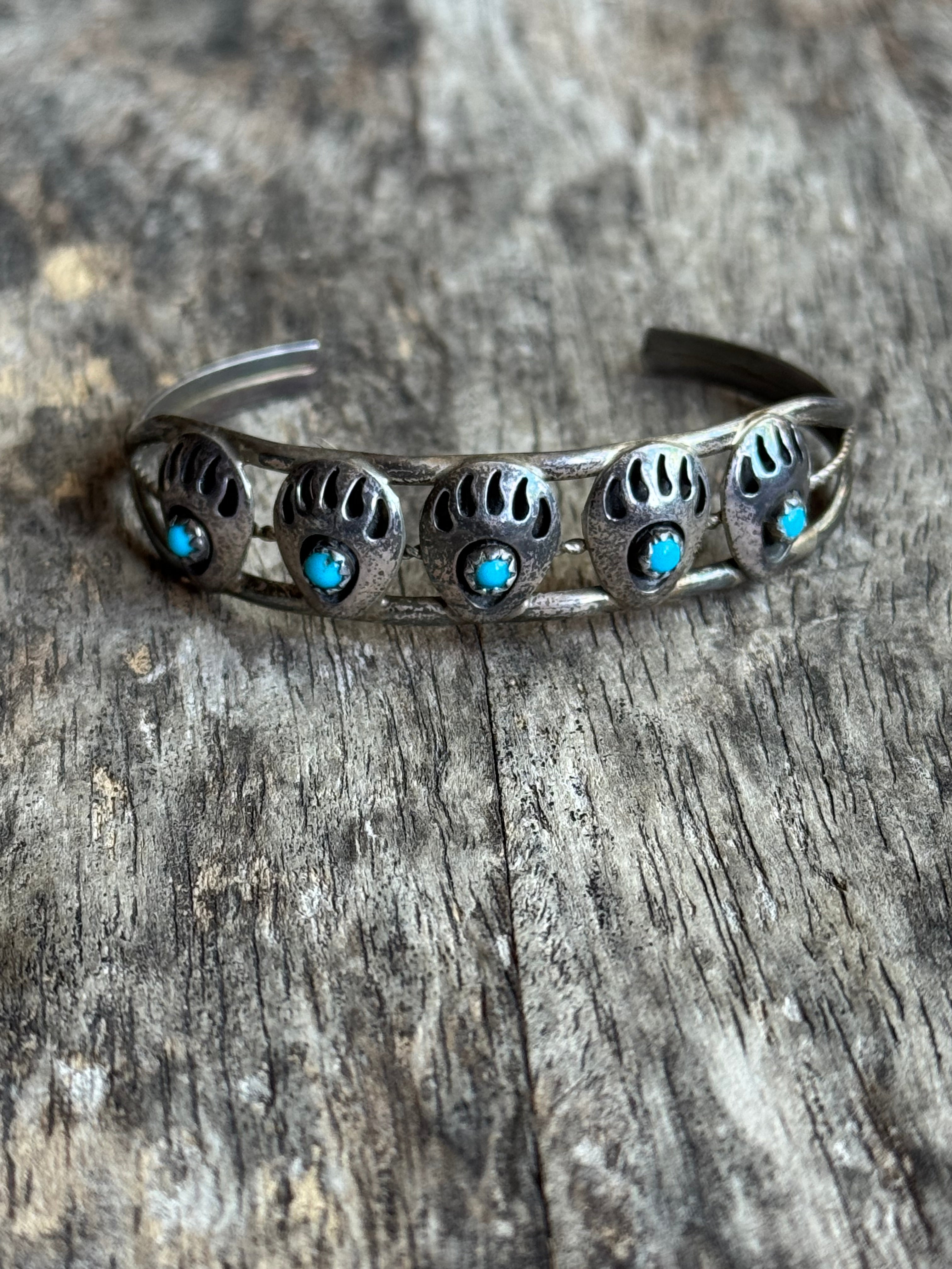 Vintage Sterling Silver Turquoise Bearclaw Shadowbox Cuff