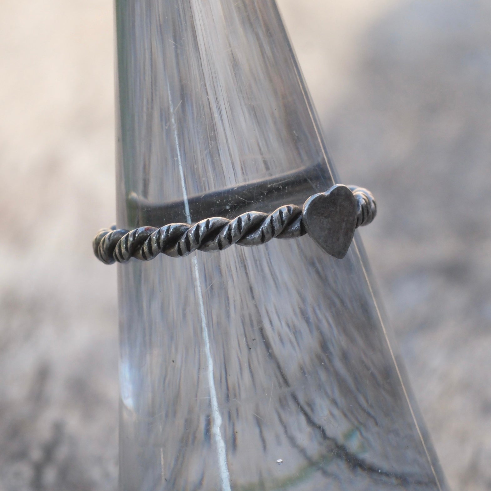 Vintage Sterling Silver Tiny Heart Band 5