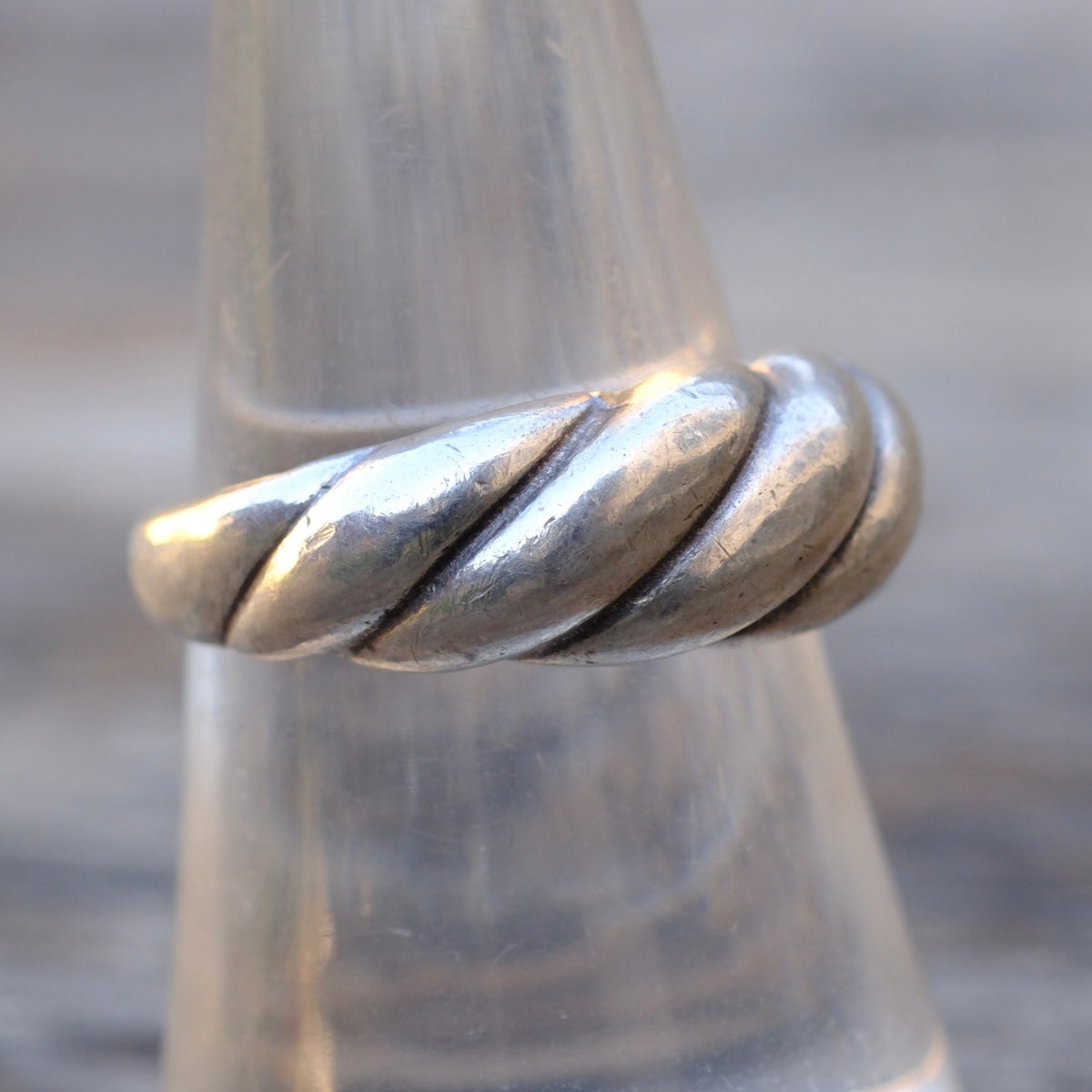 Vintage Sterling Silver Twisted Band Ring 7.75