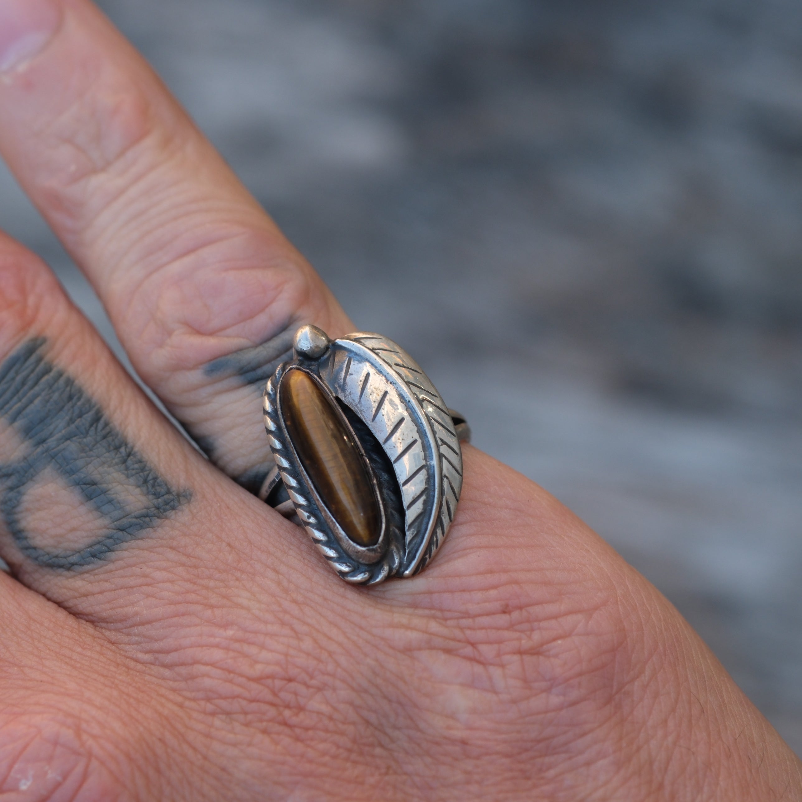 Vintage Sterling Tigers Eye Feather Ring 6.5