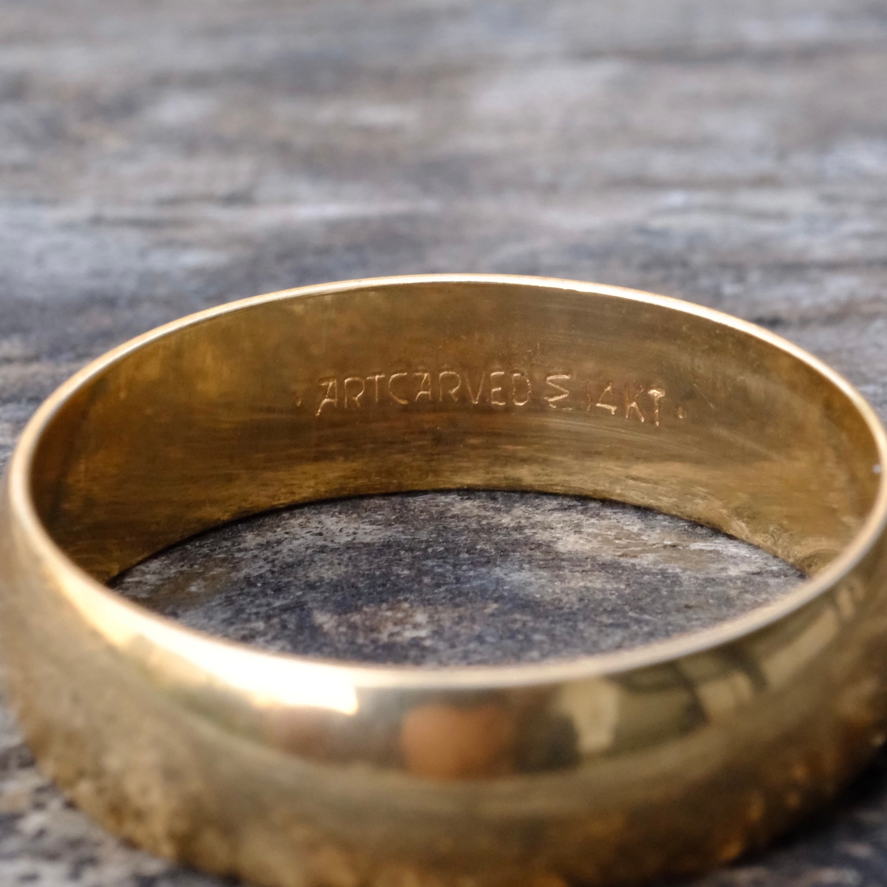 Vintage 14K Gold Band Ring 10.75