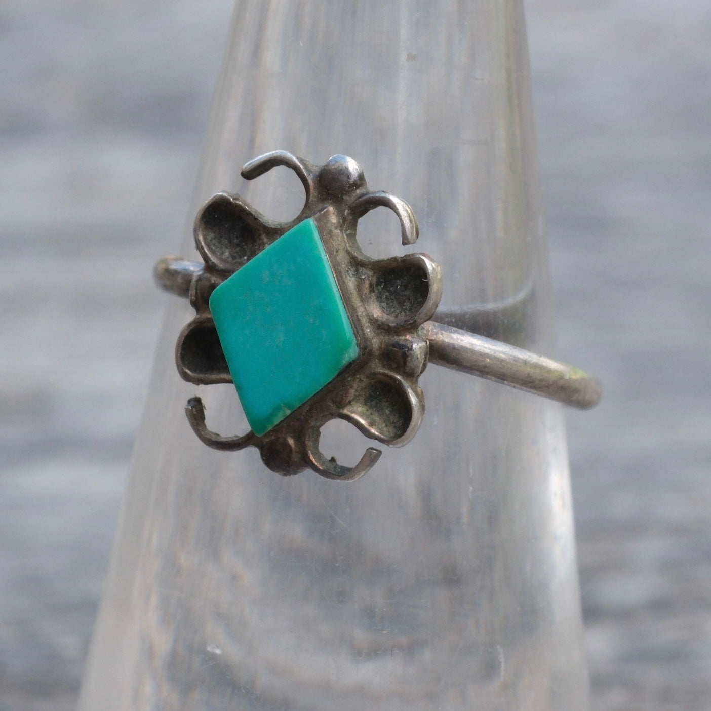 Vintage Sterling Turquoise Ring 6.75