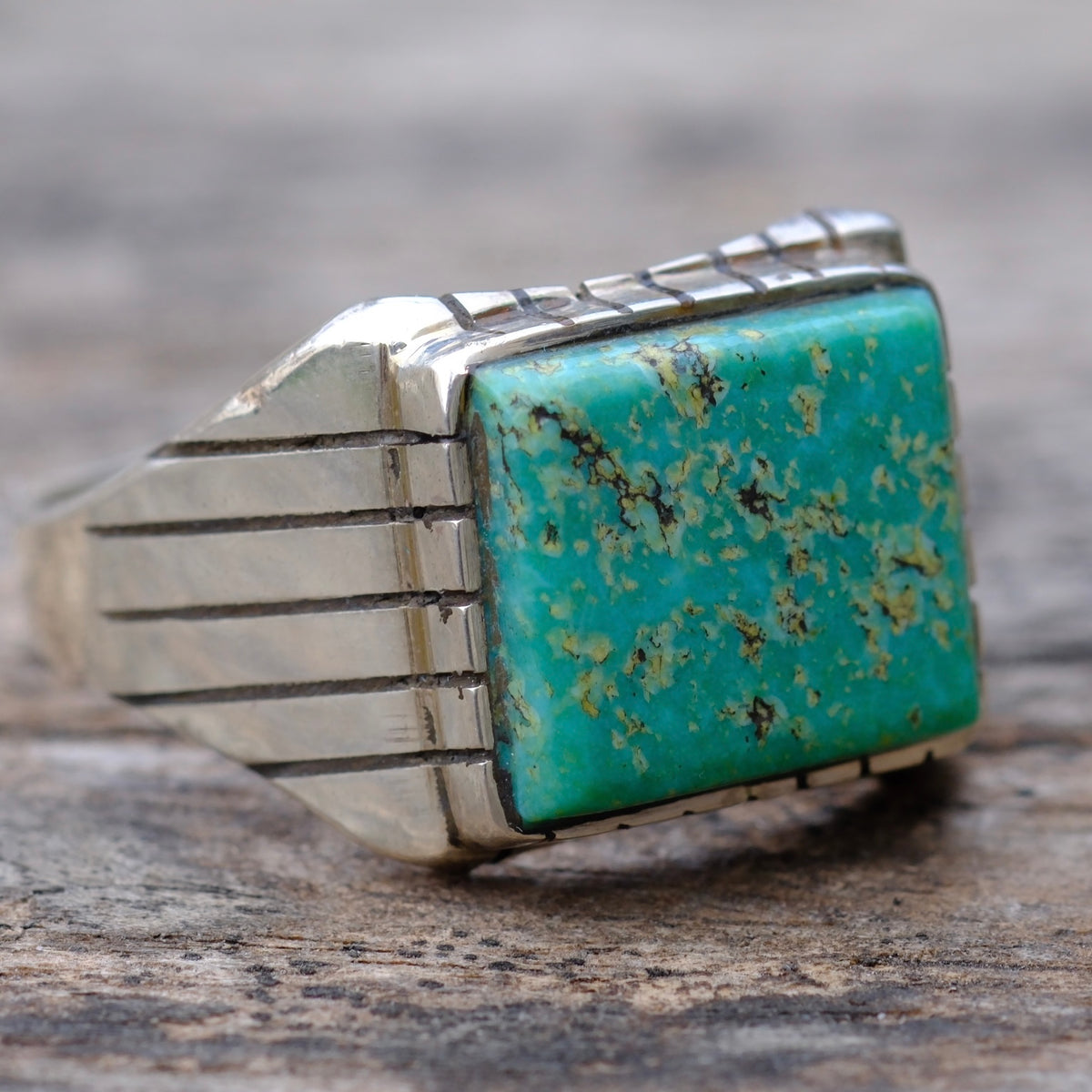 Vintage Sterling Turquoise Ribbed Band Ring 12.75