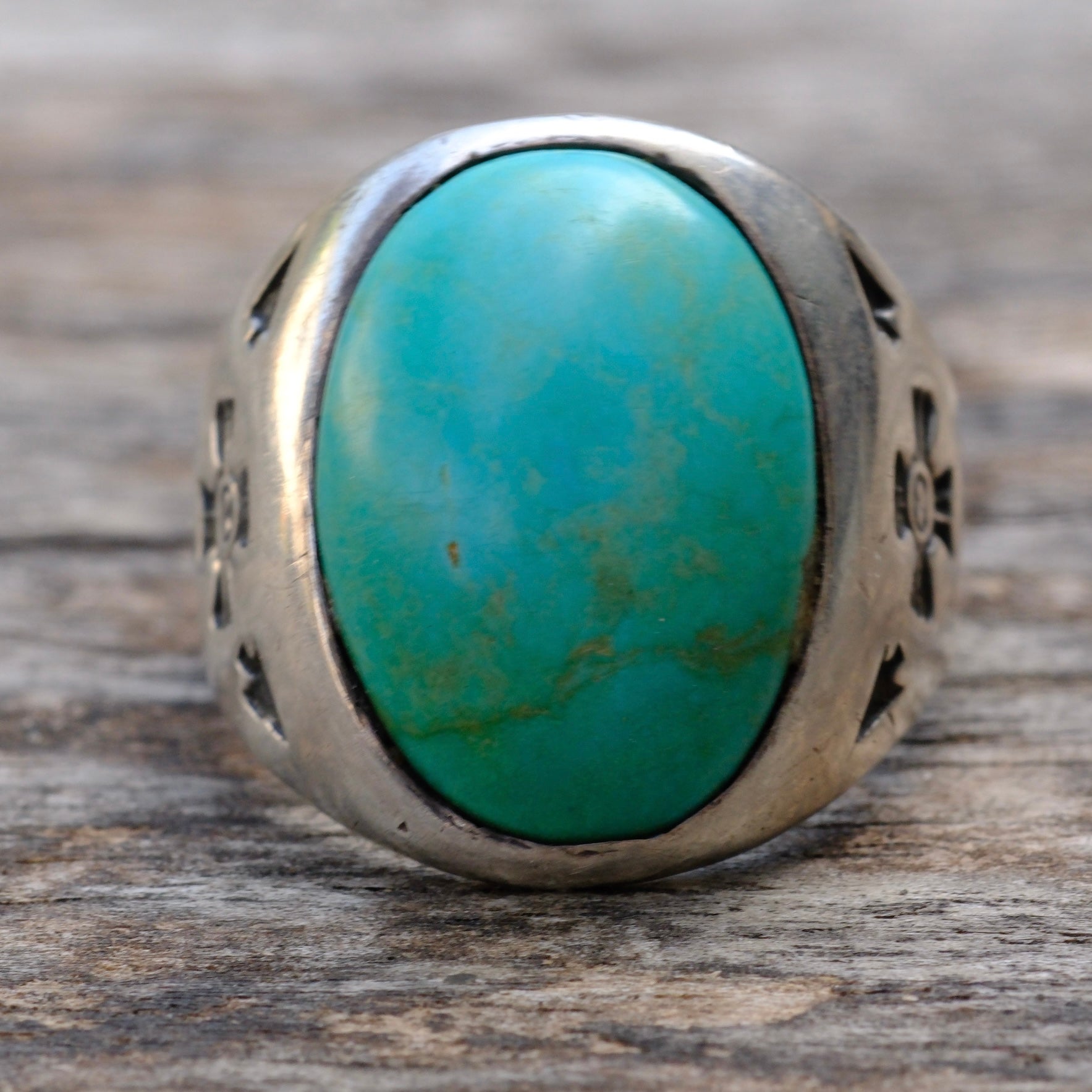 Vintage Sterling Turquoise Stamped Band Ring 11.5