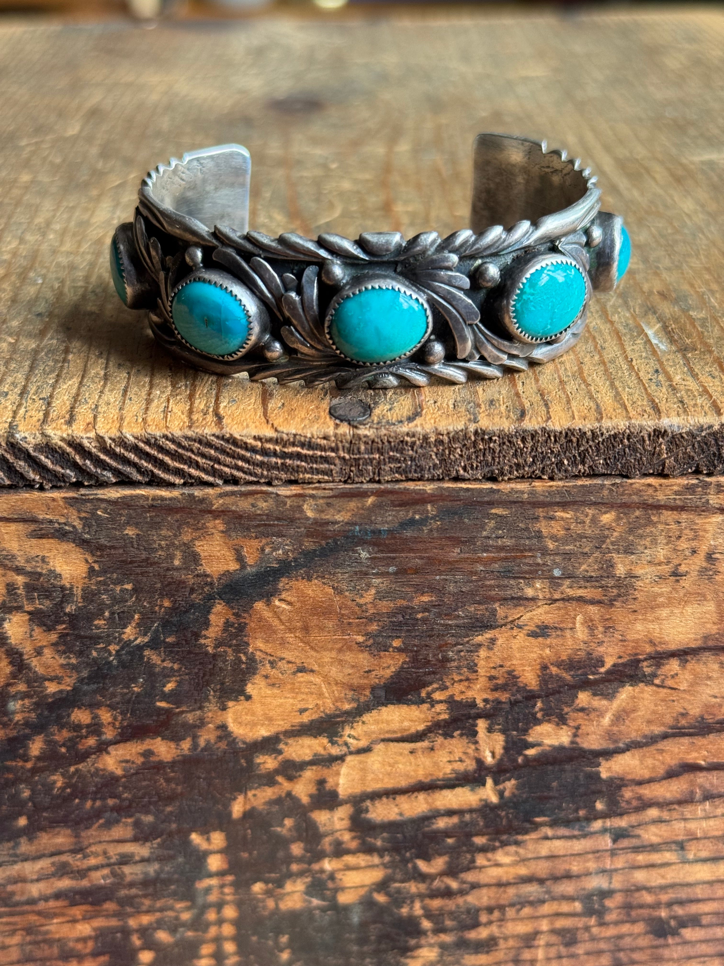 Vintage Sterling Turquoise Fan Cuff