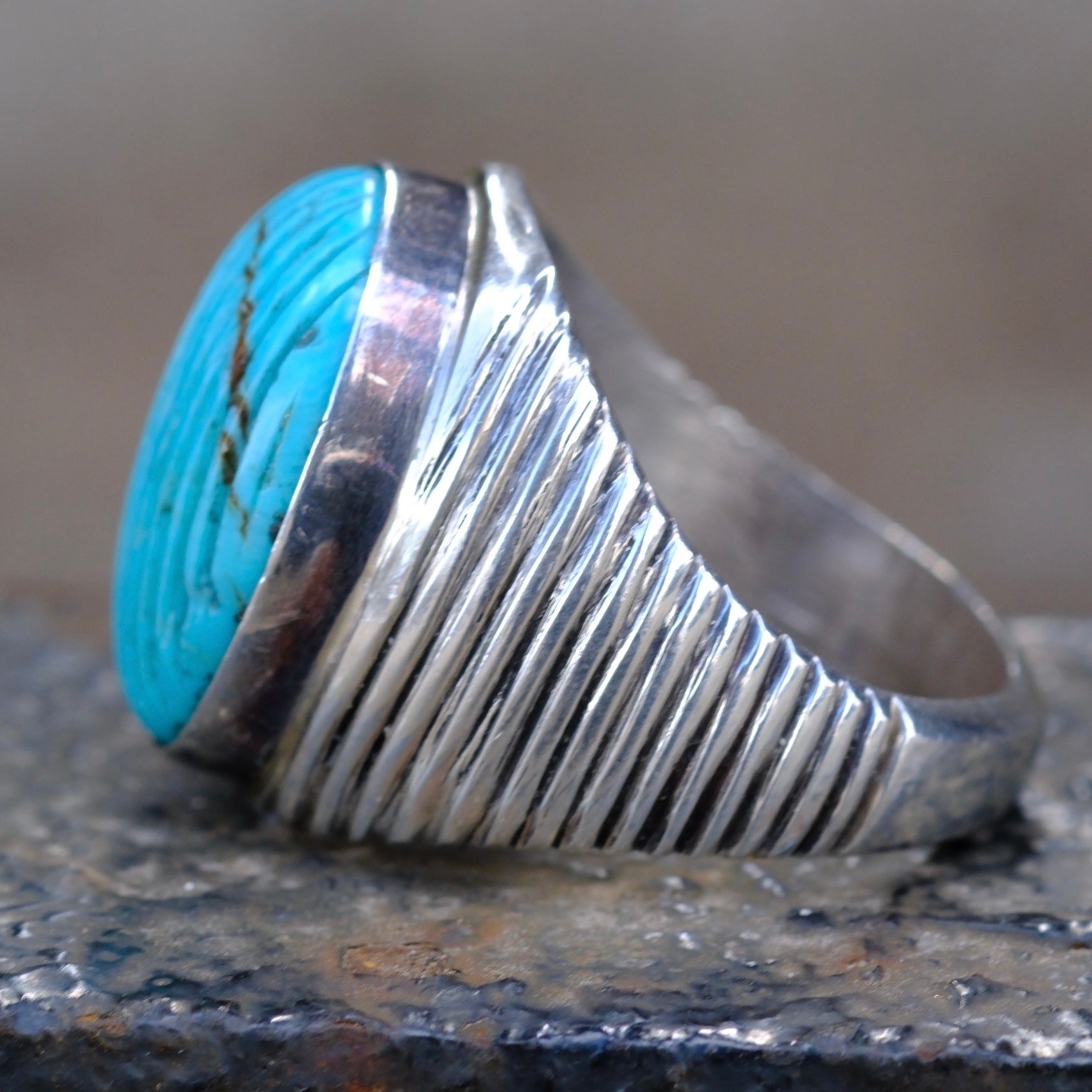 Vintage Sterling Carved Turquoise Ribbed Ring 10.75