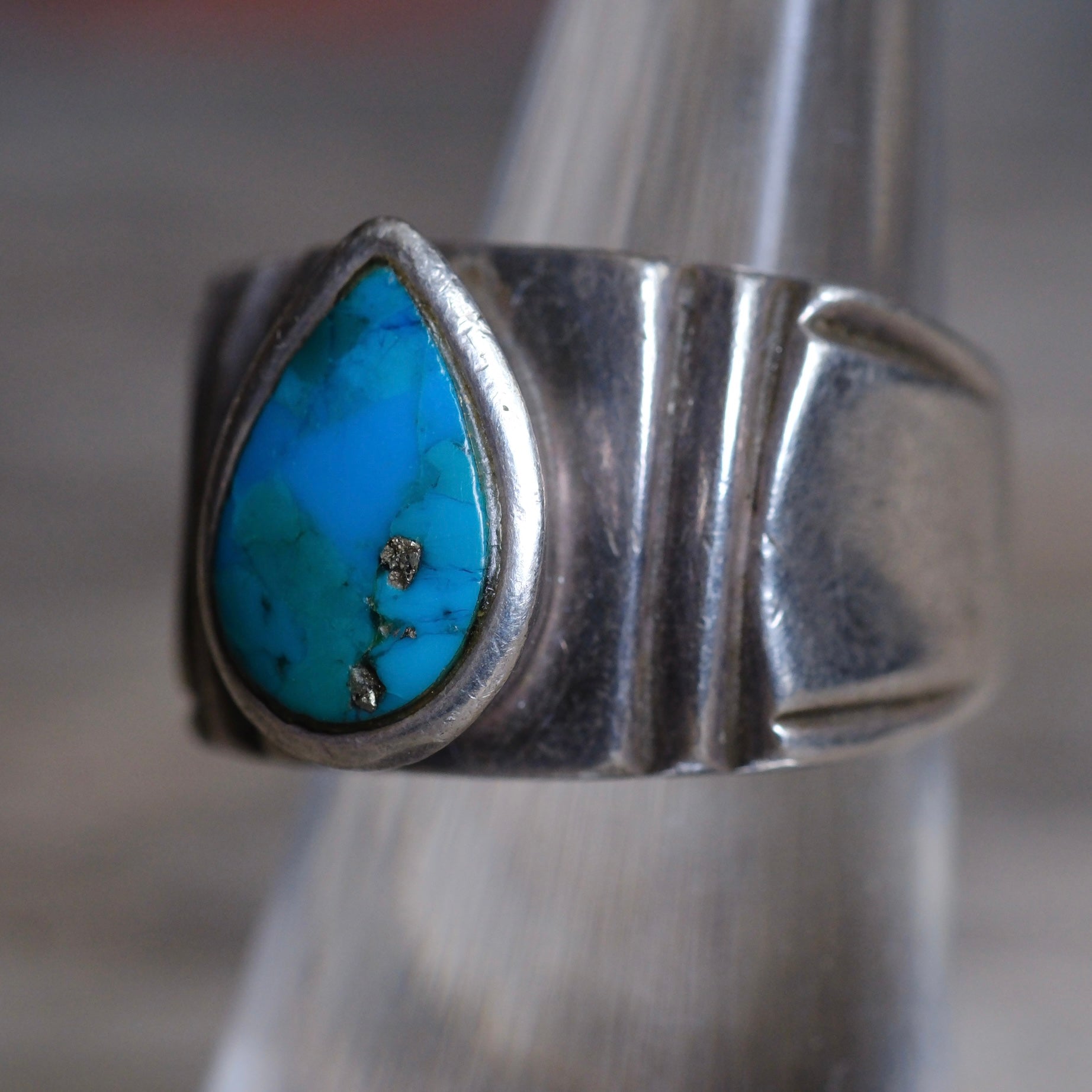Vintage Sterling Turquoise Teardrop Ring 5.5