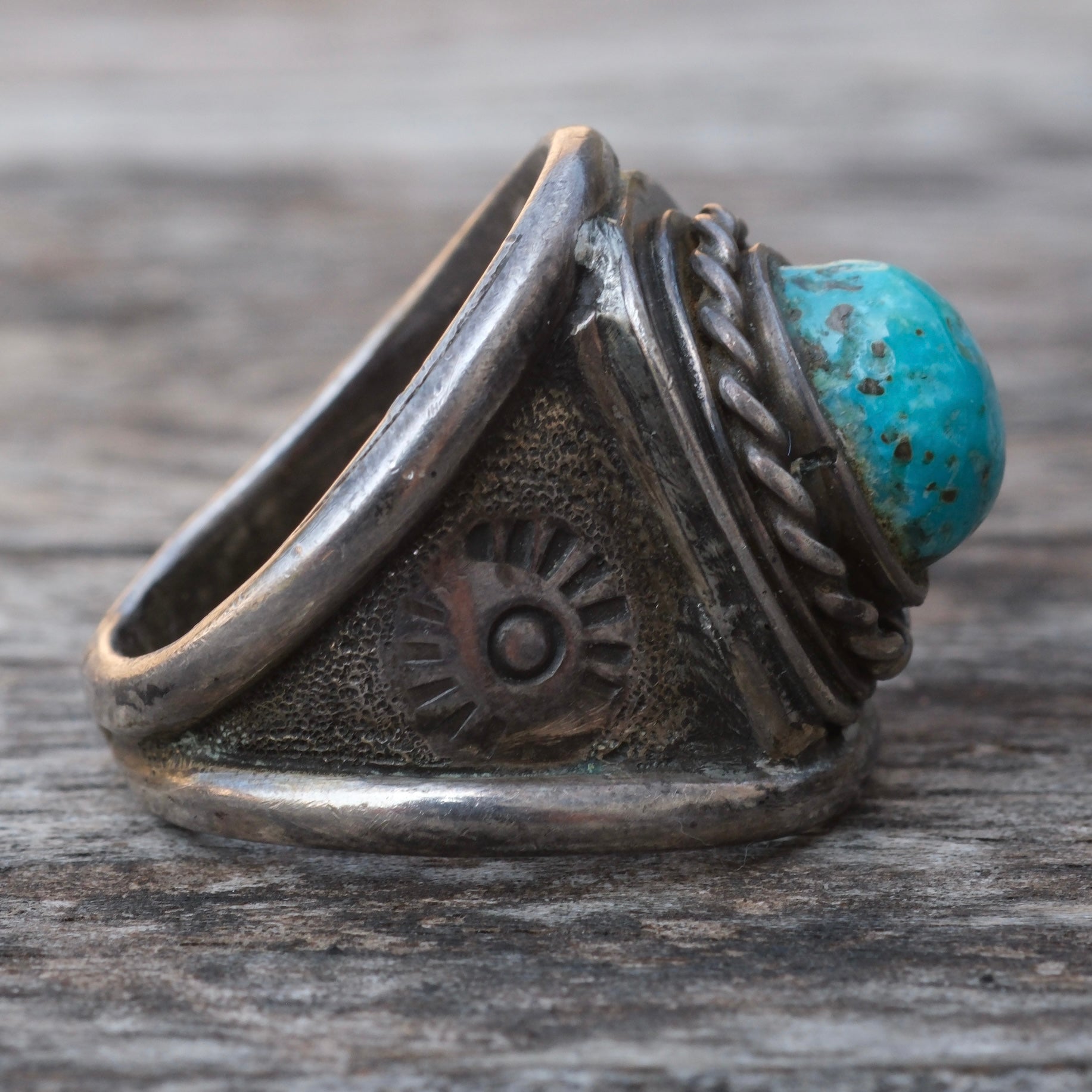 Vintage Sterling Turquoise Stamped Band Ring 8.5