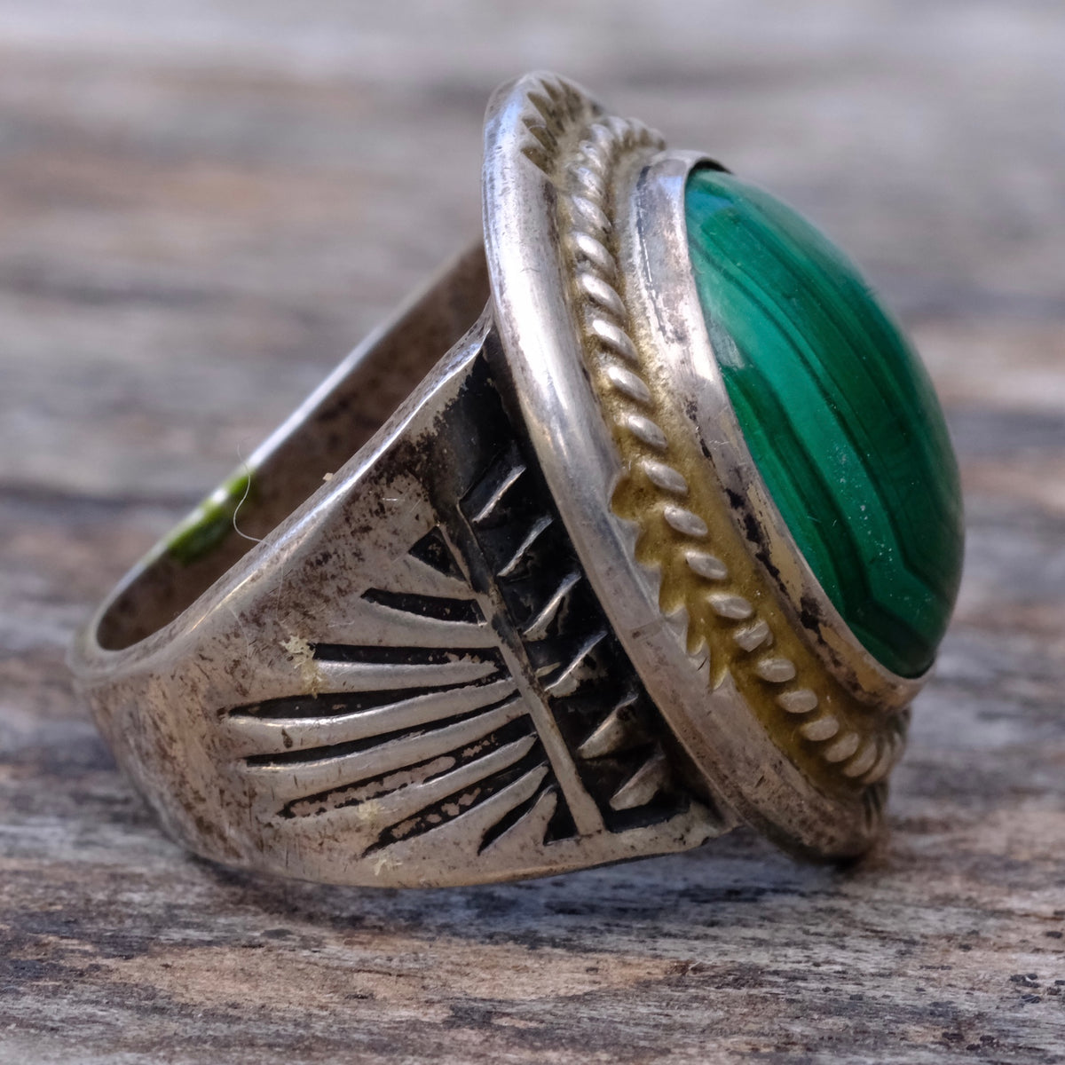Vintage Sterling Malachite Stamped Band Ring 7.75