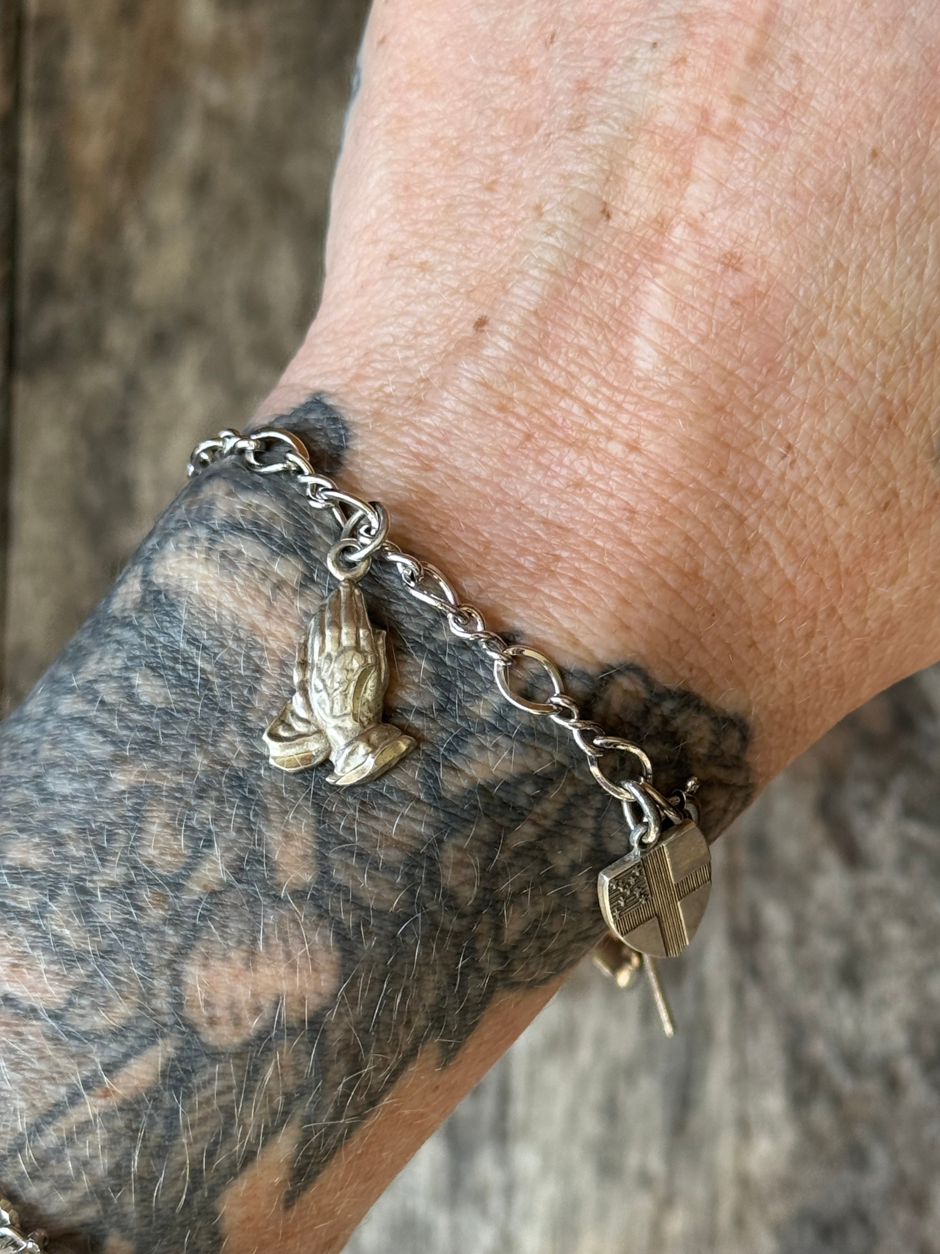 Vintage Sterling Silver Figure 8 Link Charm Bracelet