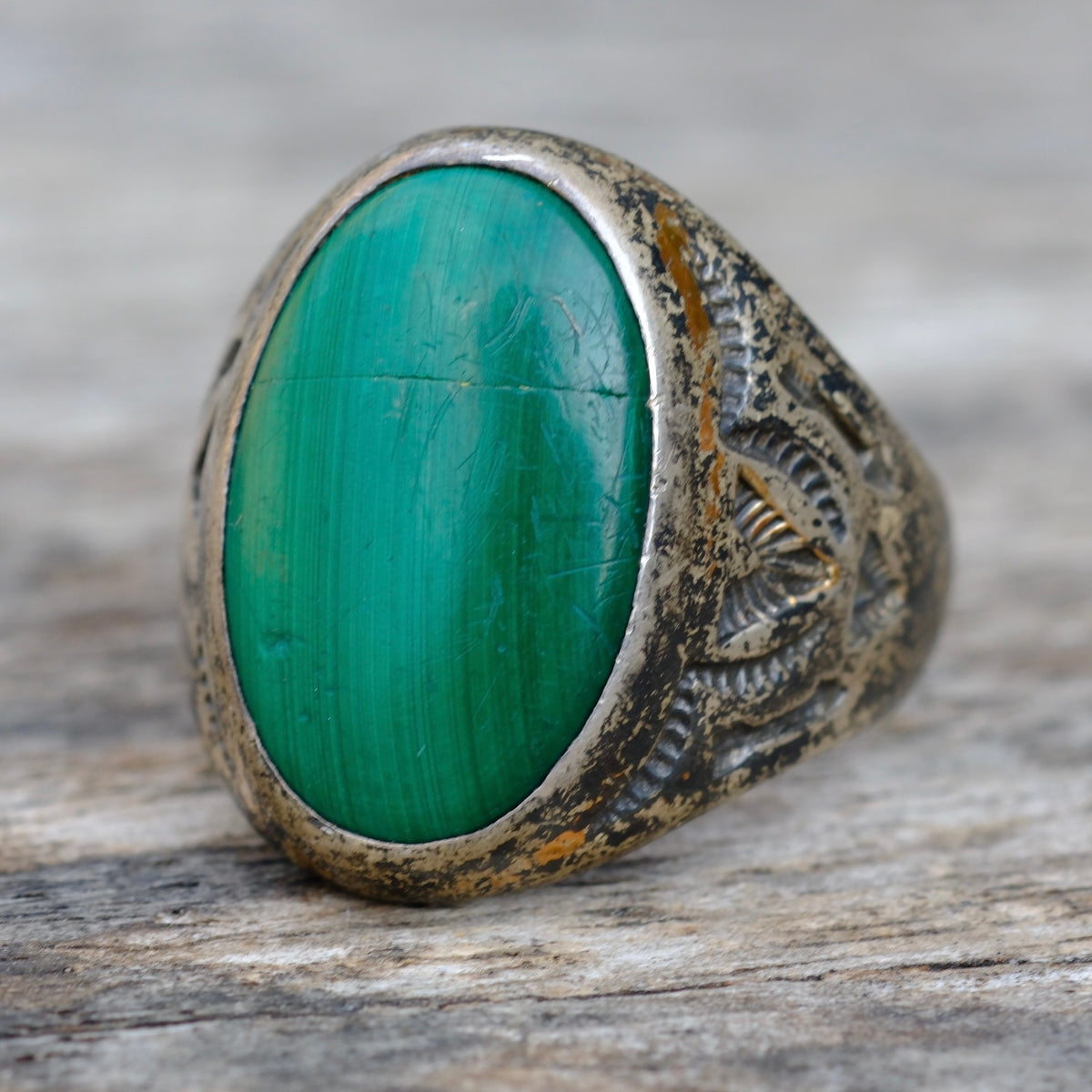 Vintage Sterling Malachite Bells Trading Post Stamped V Ring 10