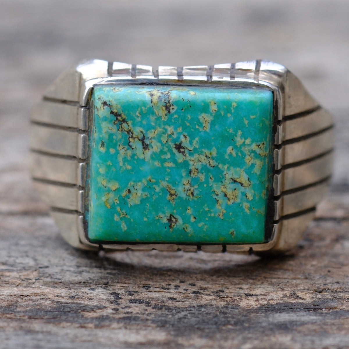 Vintage Sterling Turquoise Ribbed Band Ring 12.75