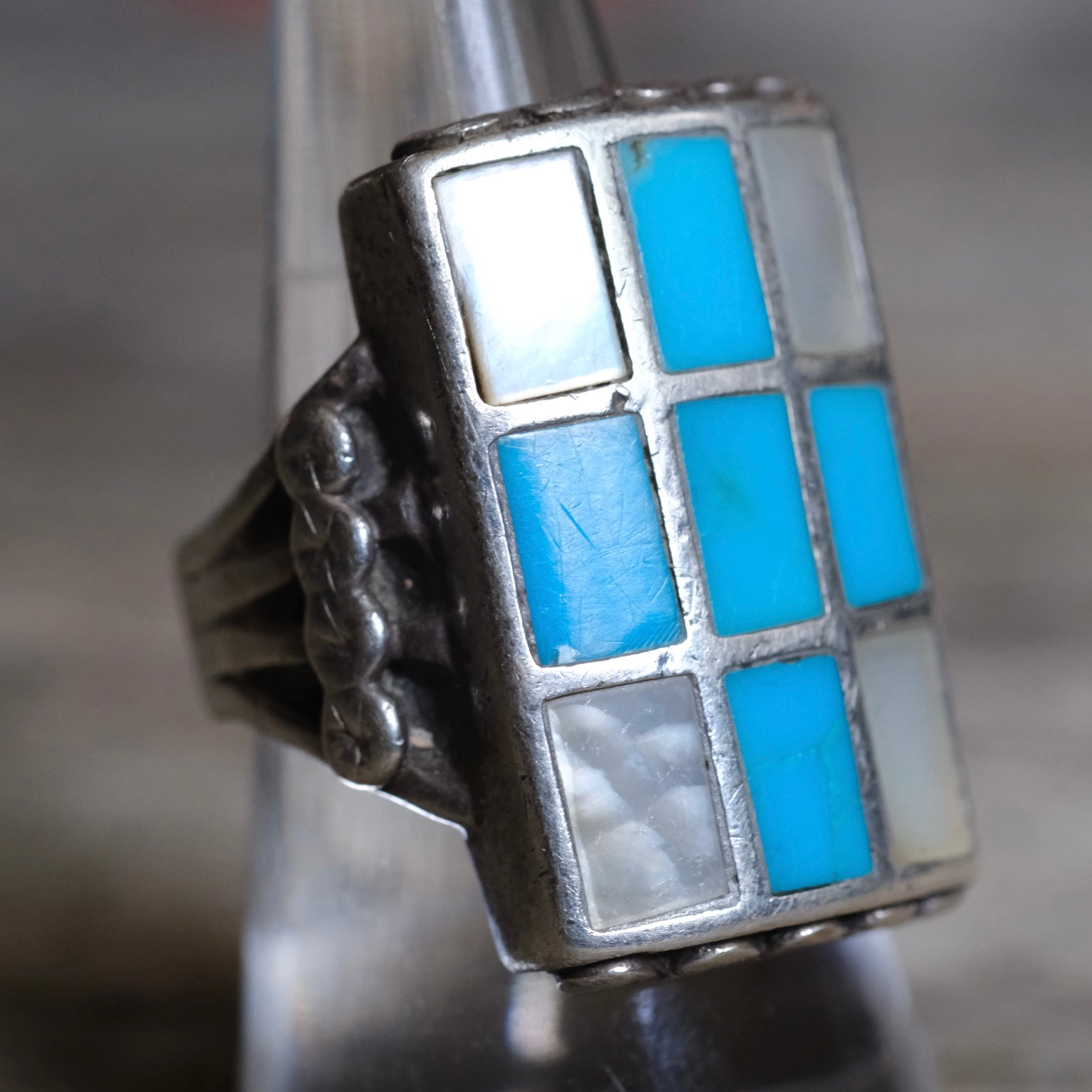 Vintage Sterling Turquoise and Mother Of Pearl Inlay Panel Ring 8