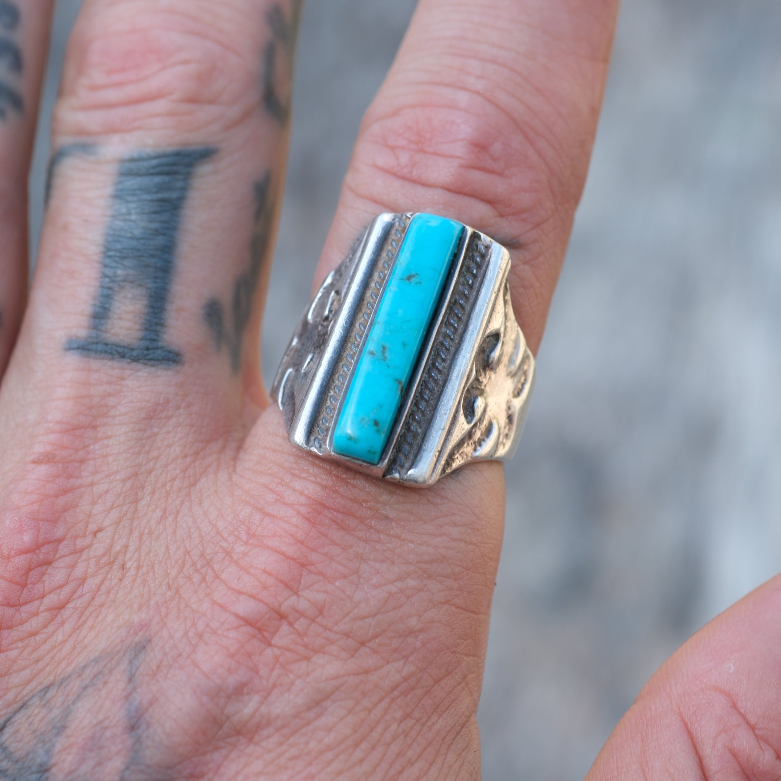 Vintage Sterling Turquoise Tribal Ring 10