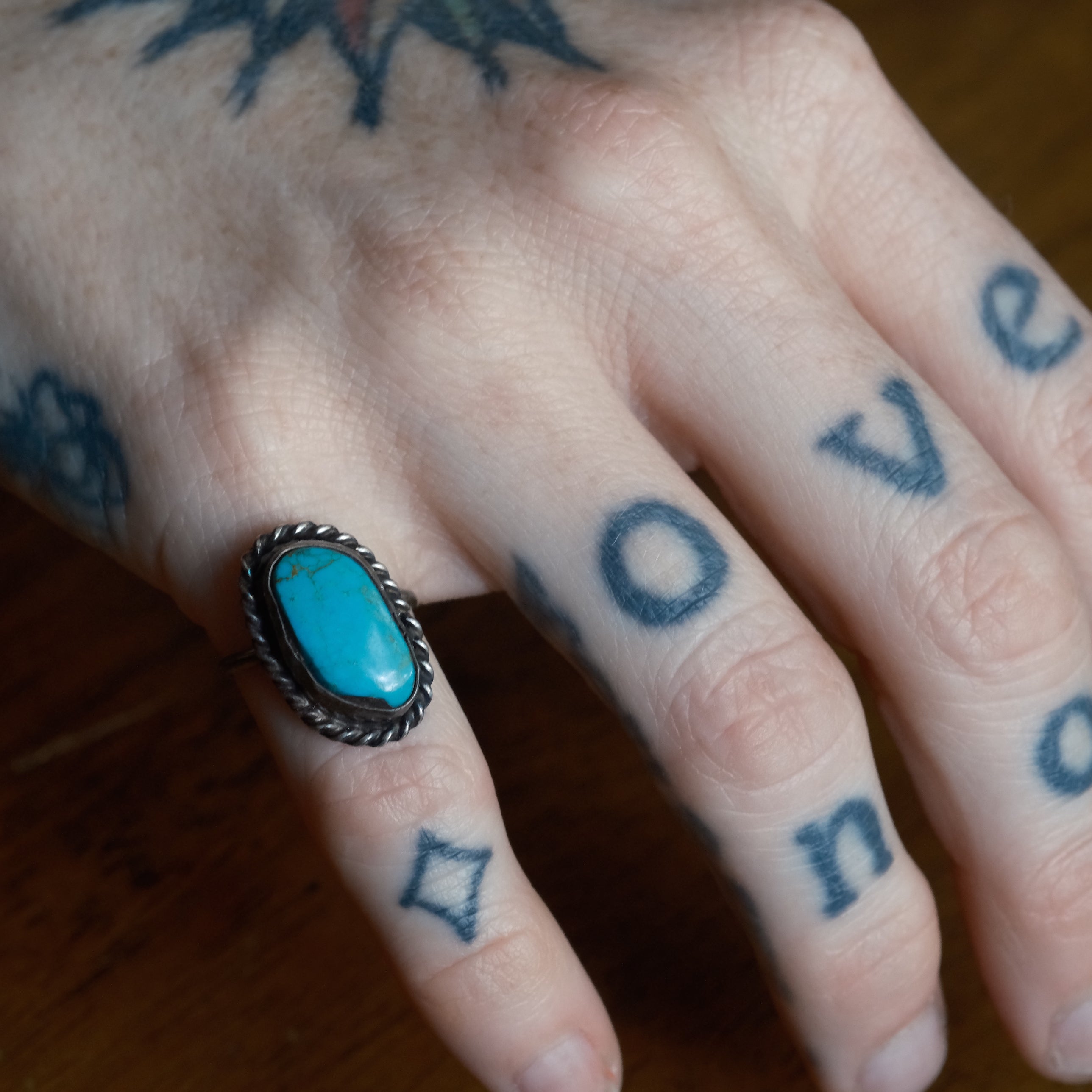 Vintage Sterling Turquoise Roper Ring 4