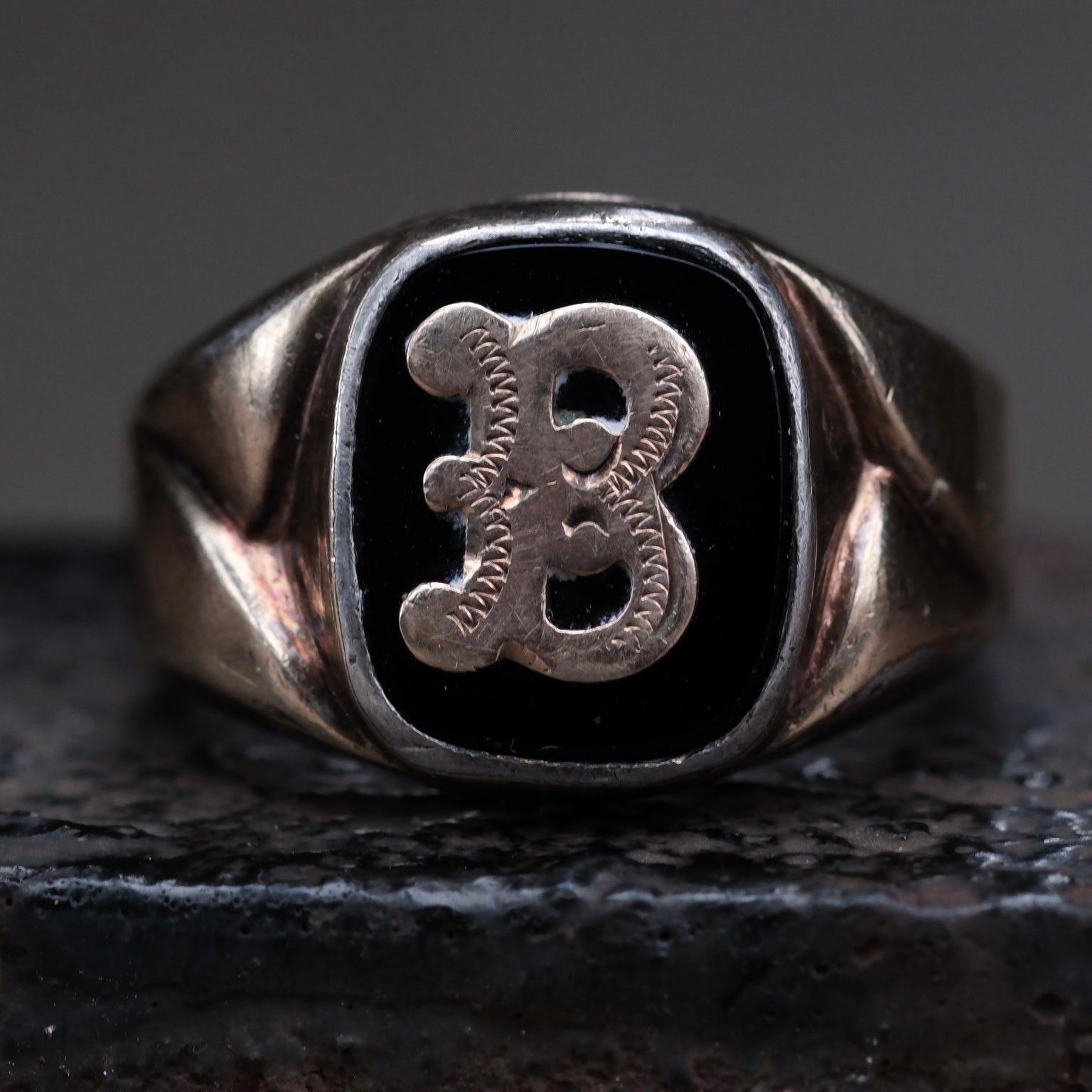 Vintage Sterling B Initial Signet Ring 9