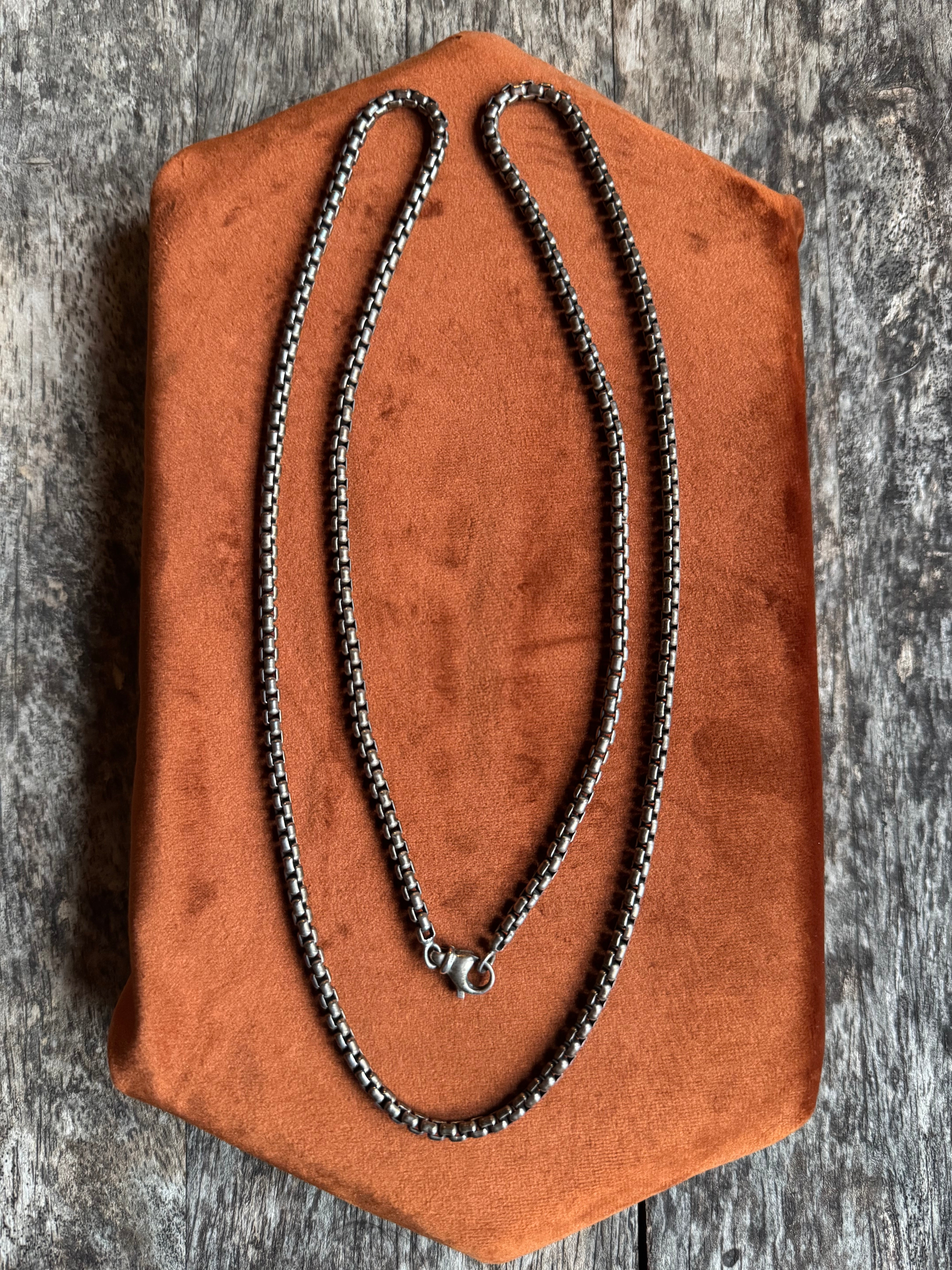 Vintage Sterling Silver 32” Round Box Chain