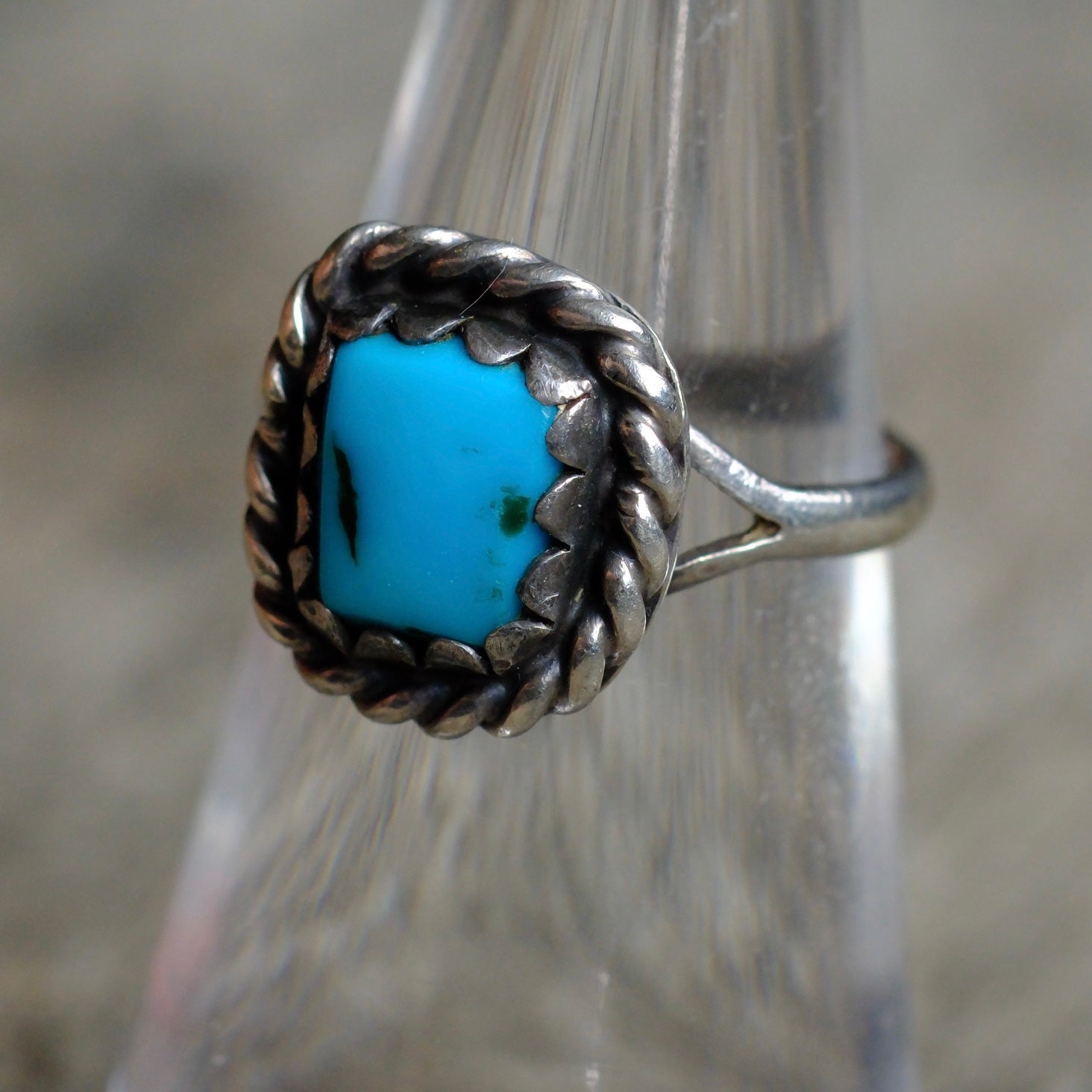 Vintage Sterling Turquoise Roper Ring 5.75