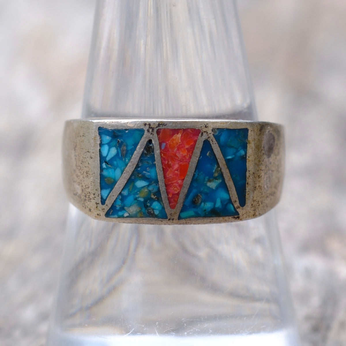 Vintage Sterling Crushed Turquoise and Coral Inlay Ring 8.75