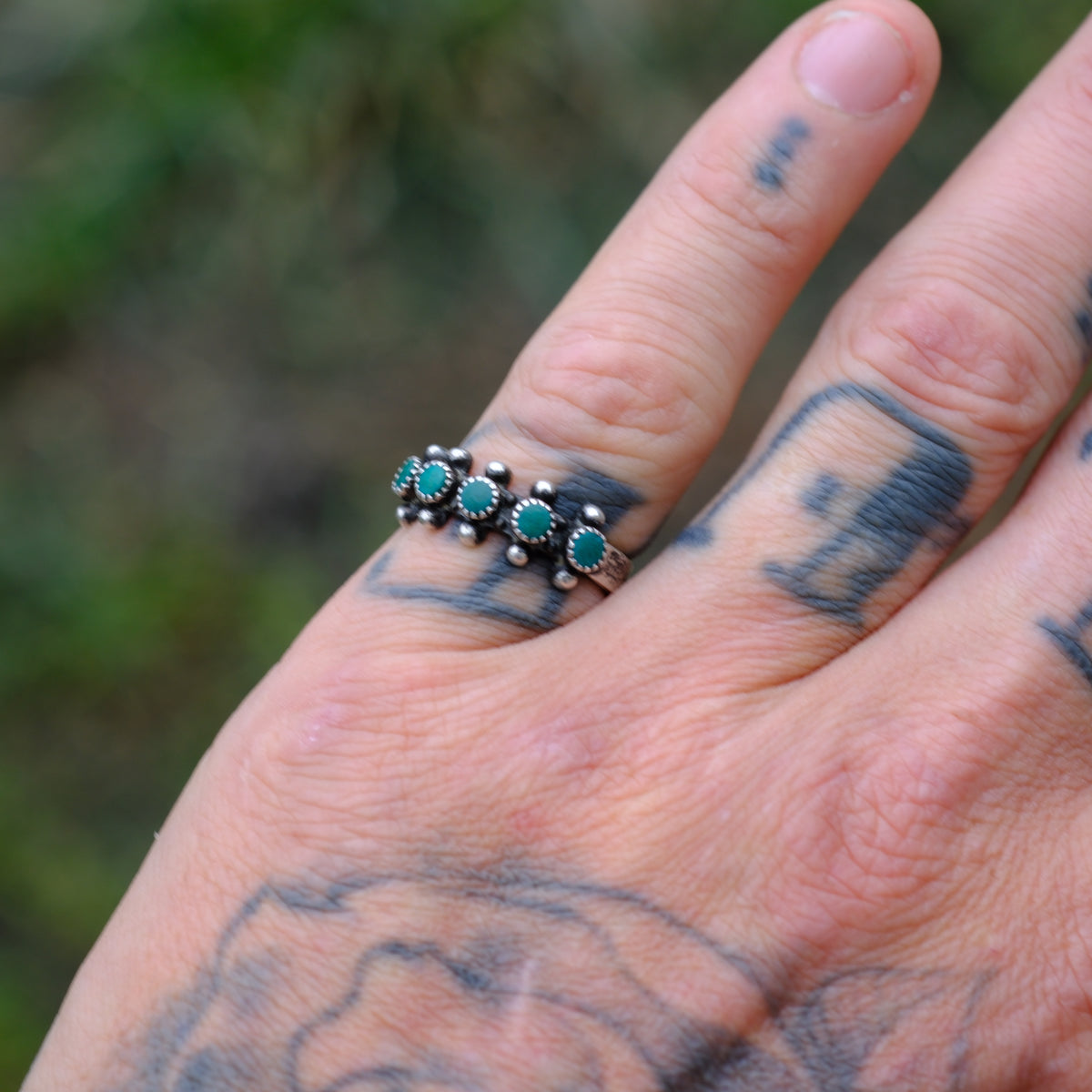 Vintage Sterling Snake Eye Turquoise Band Ring 6.25