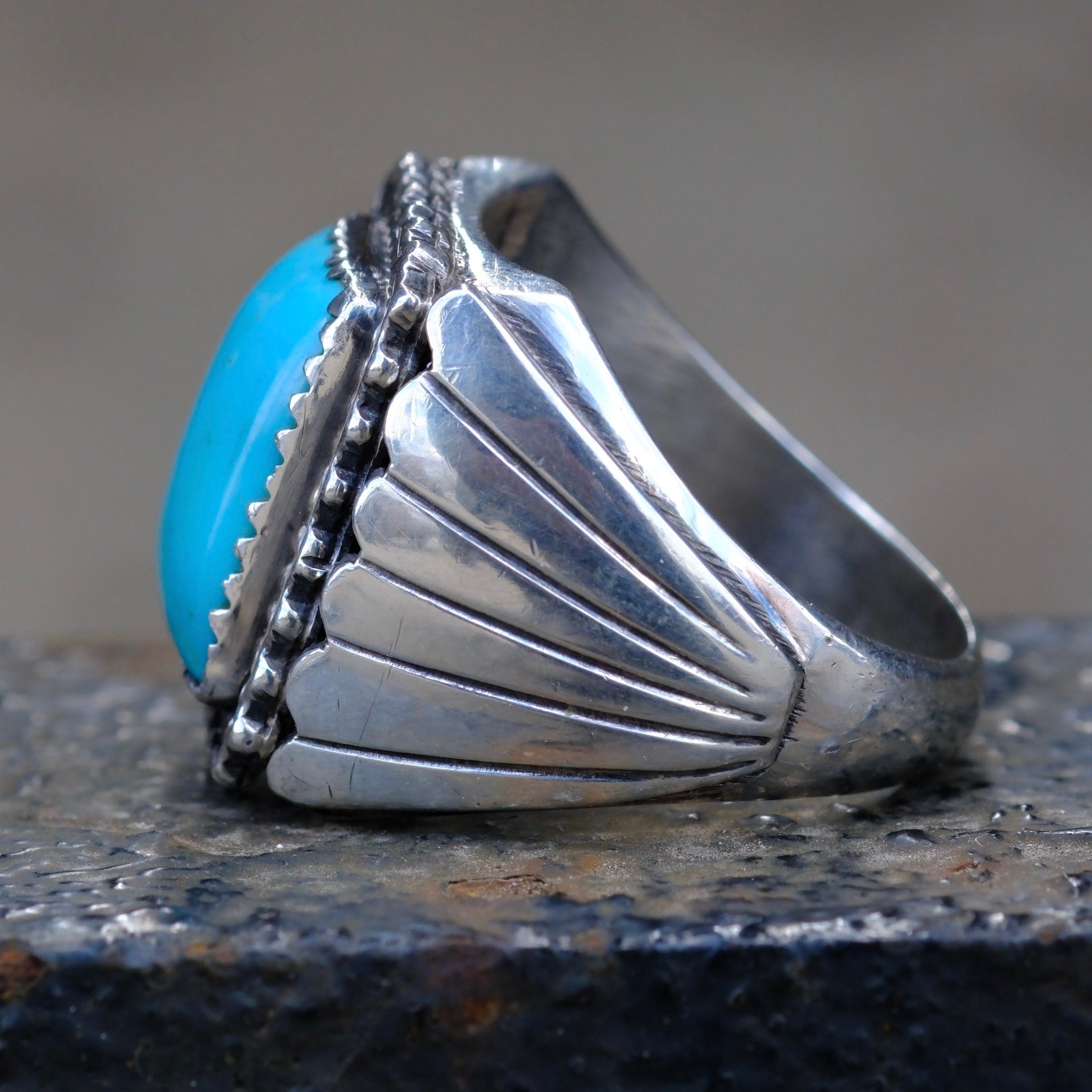 Vintage Sterling Turquoise Ribbed Band Ring 9