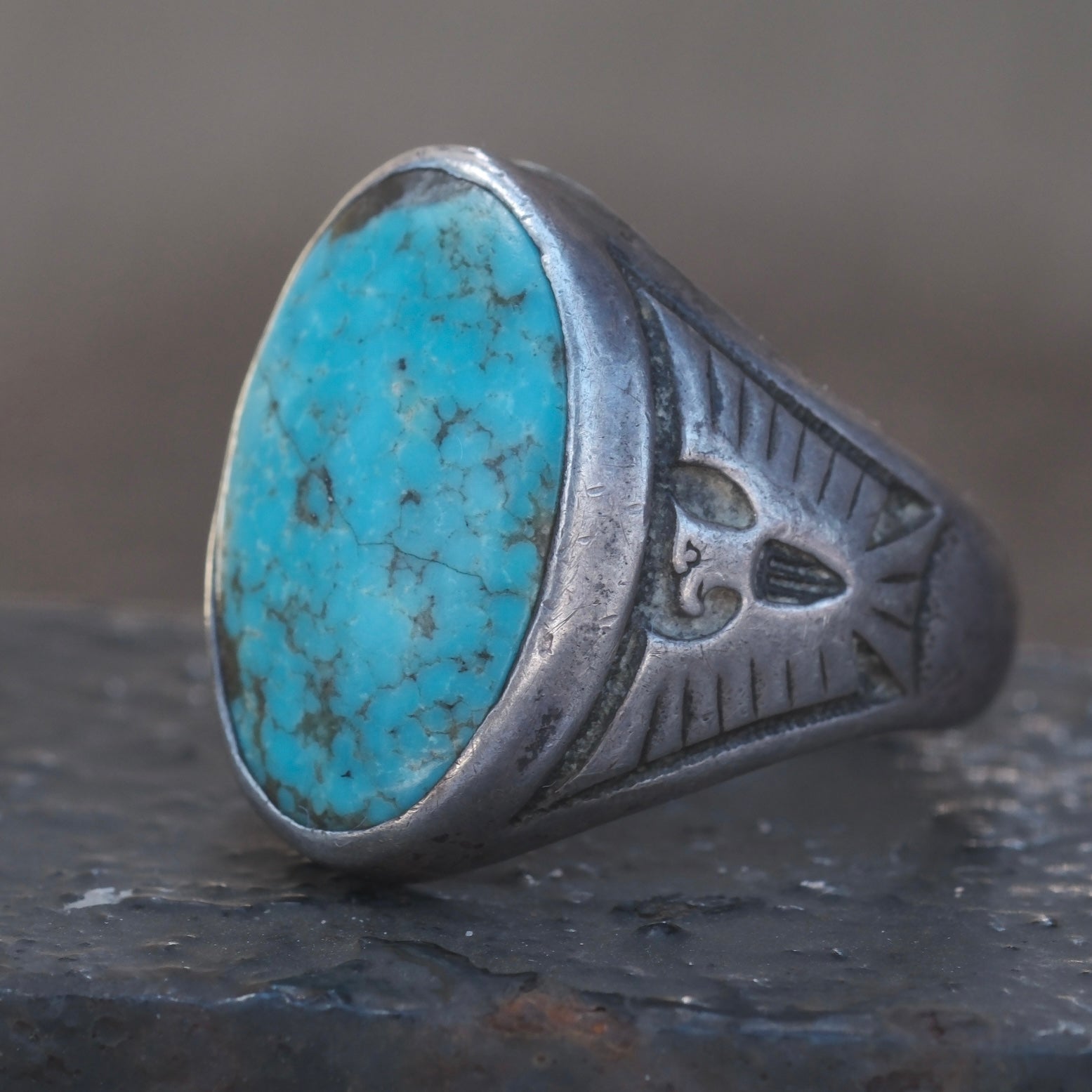Vintage Sterling Turquoise Thunderbird Ring 8.75