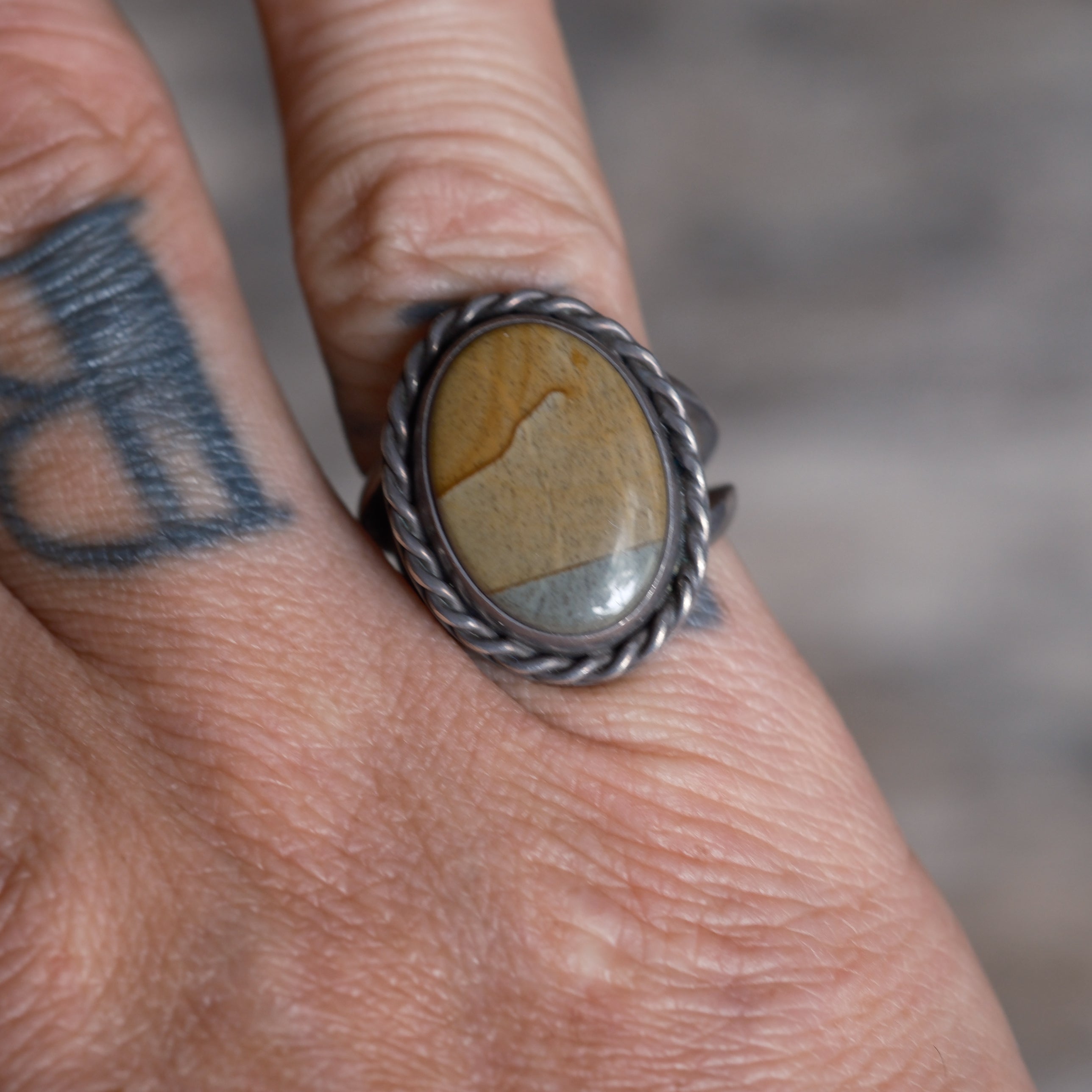 Vintage Sterling Picture Stone Ring 6.5