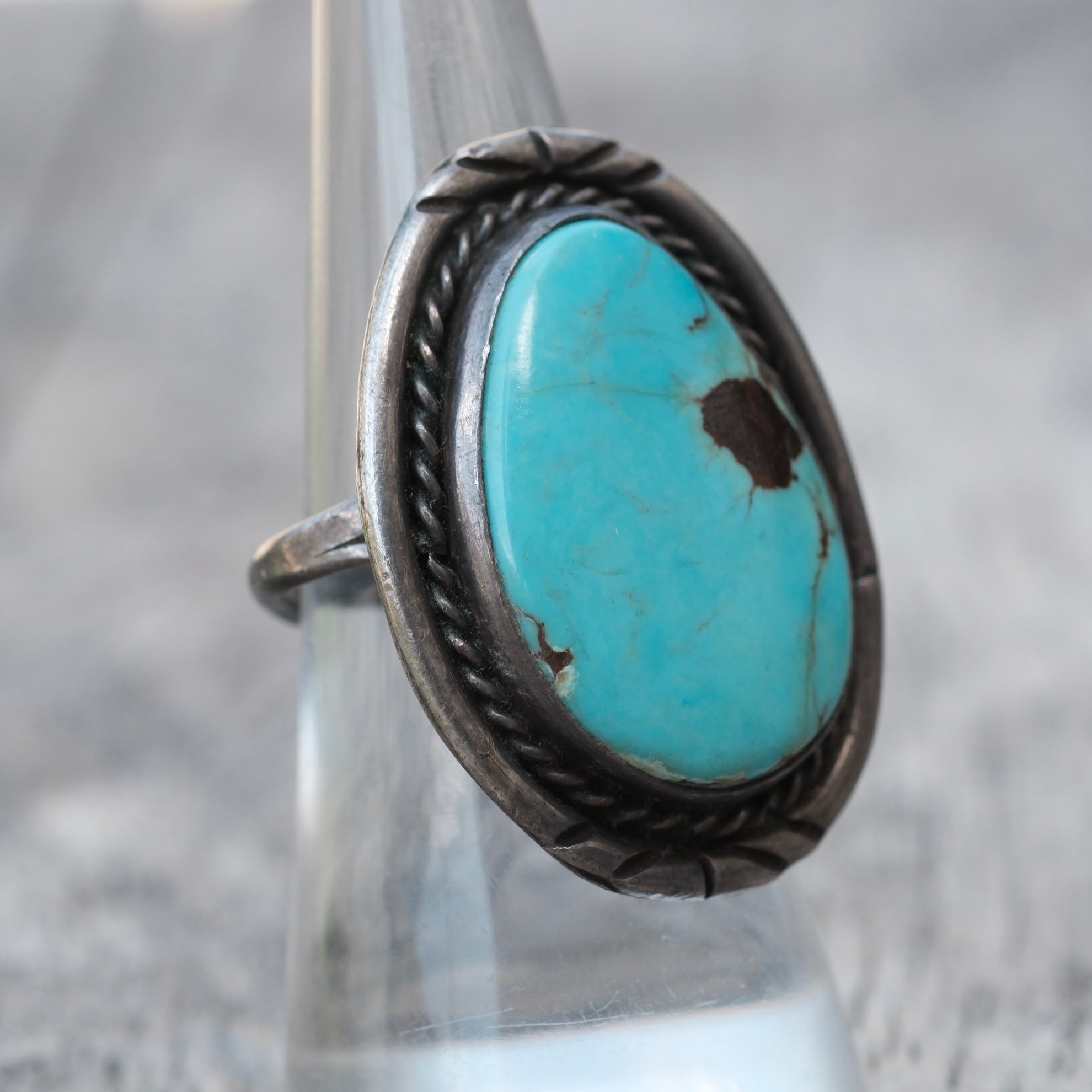Vintage Sterling Turquoise Roper Ring 7.25