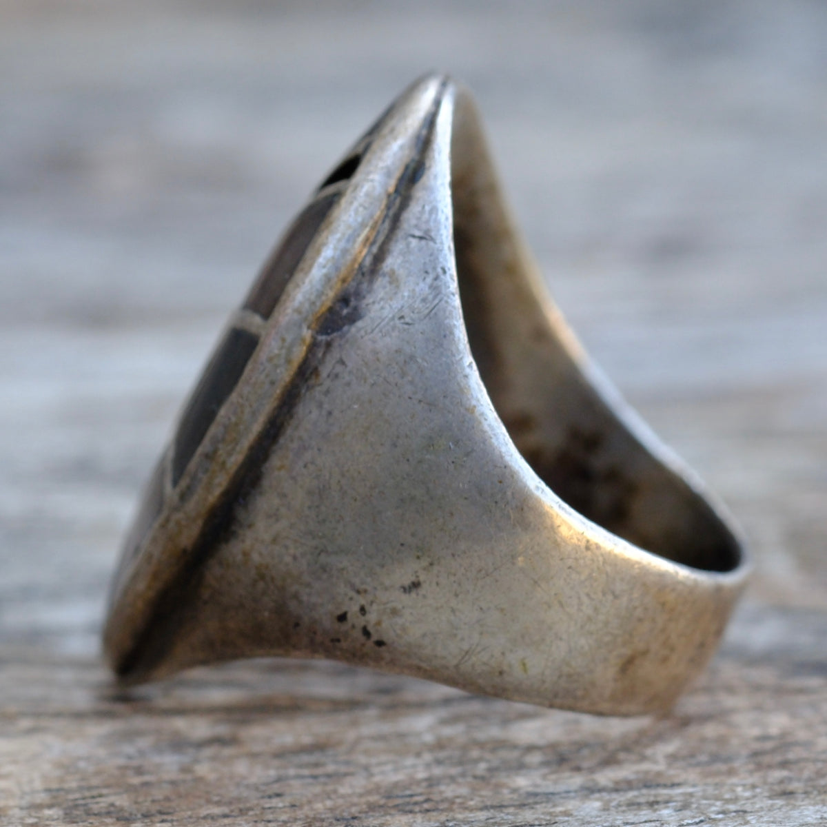 Vintage Sterling MOP and Abalone Inlay Hummingbird Ring 9