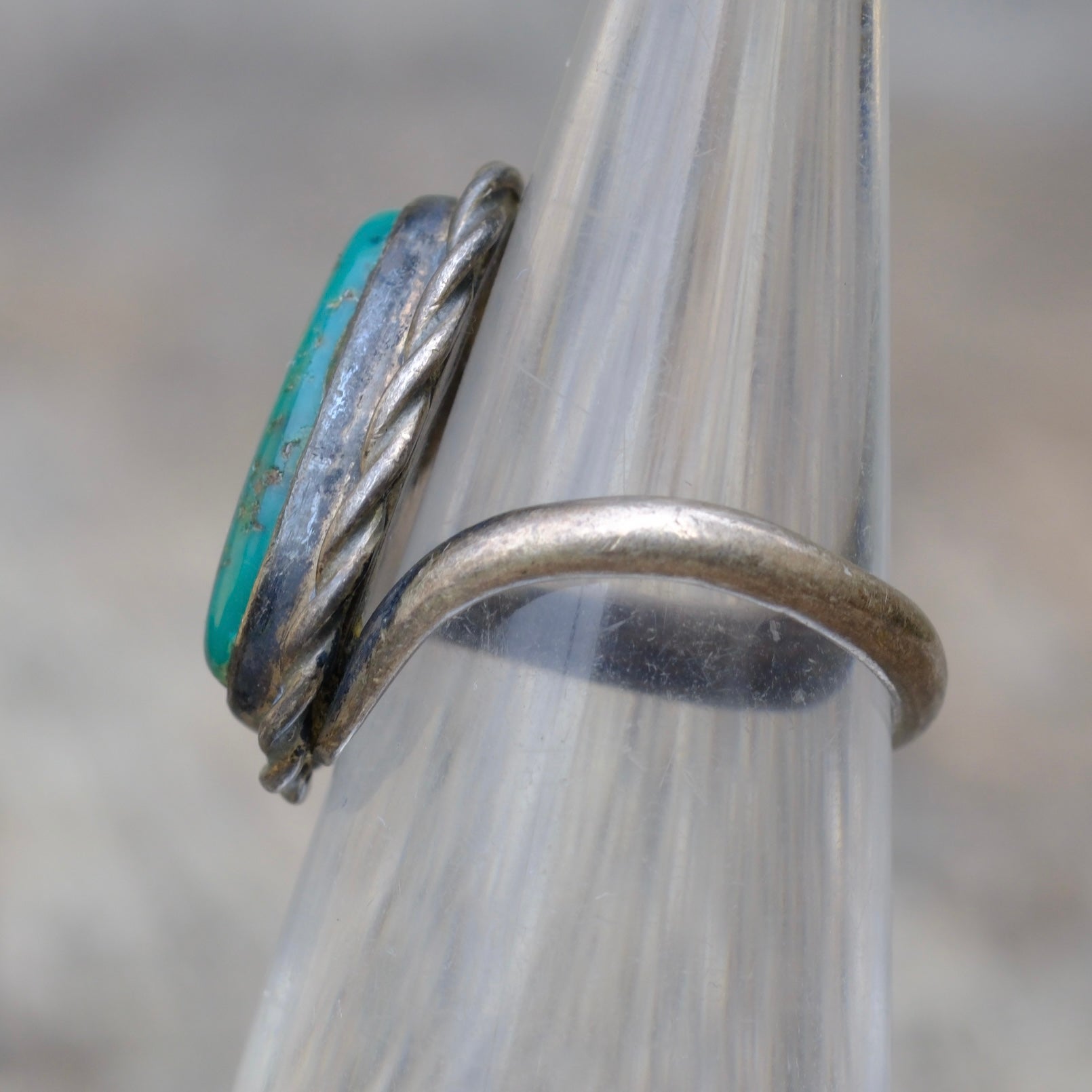 Vintage Sterling Turquoise Roper Ring 3.5