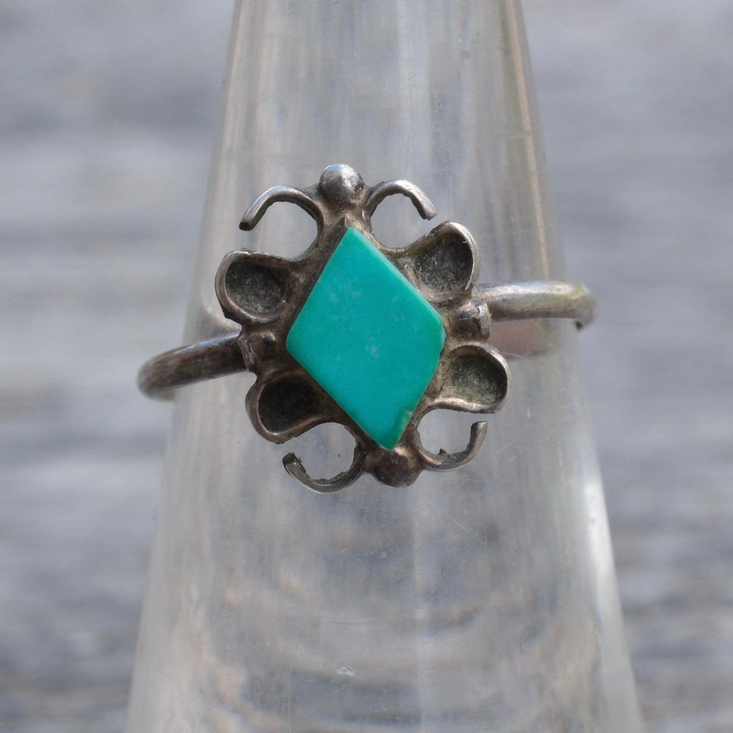 Vintage Sterling Turquoise Ring 6.75