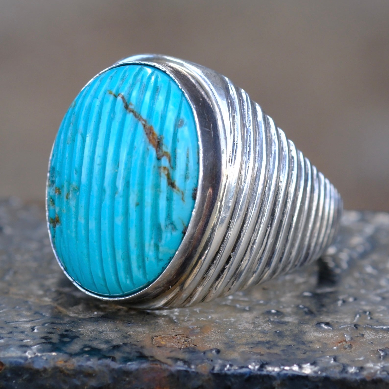 Vintage Sterling Carved Turquoise Ribbed Ring 10.75