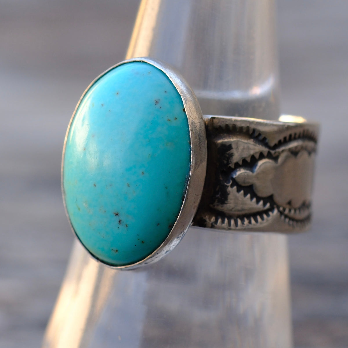 Vintage Sterling Turquoise Stamped Band Ring 7.5