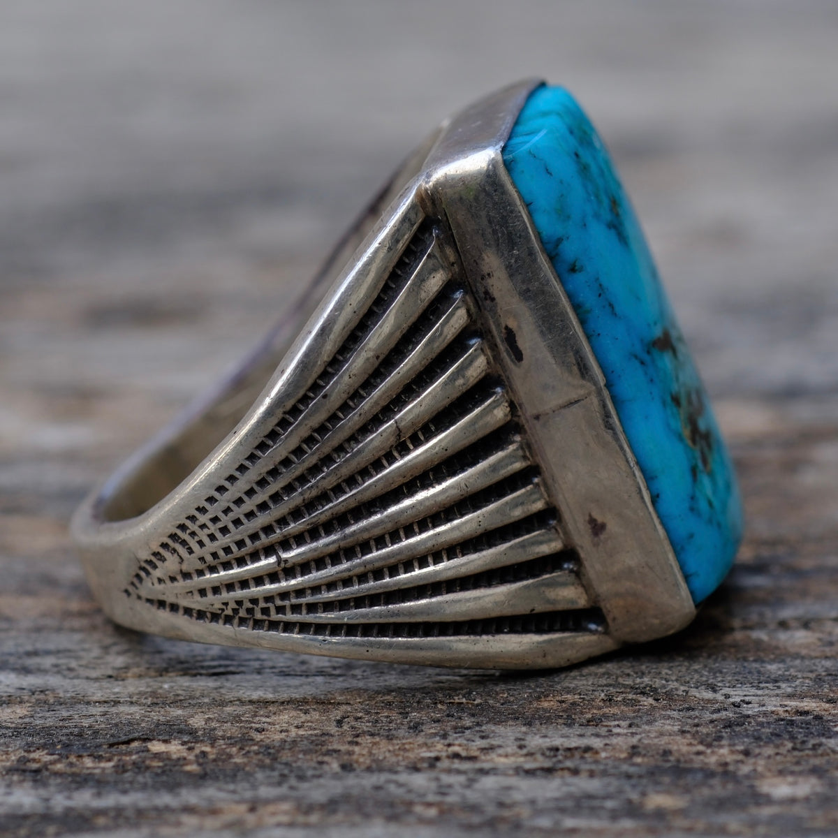 Vintage Sterling Turquoise Stamped Band Ring 9