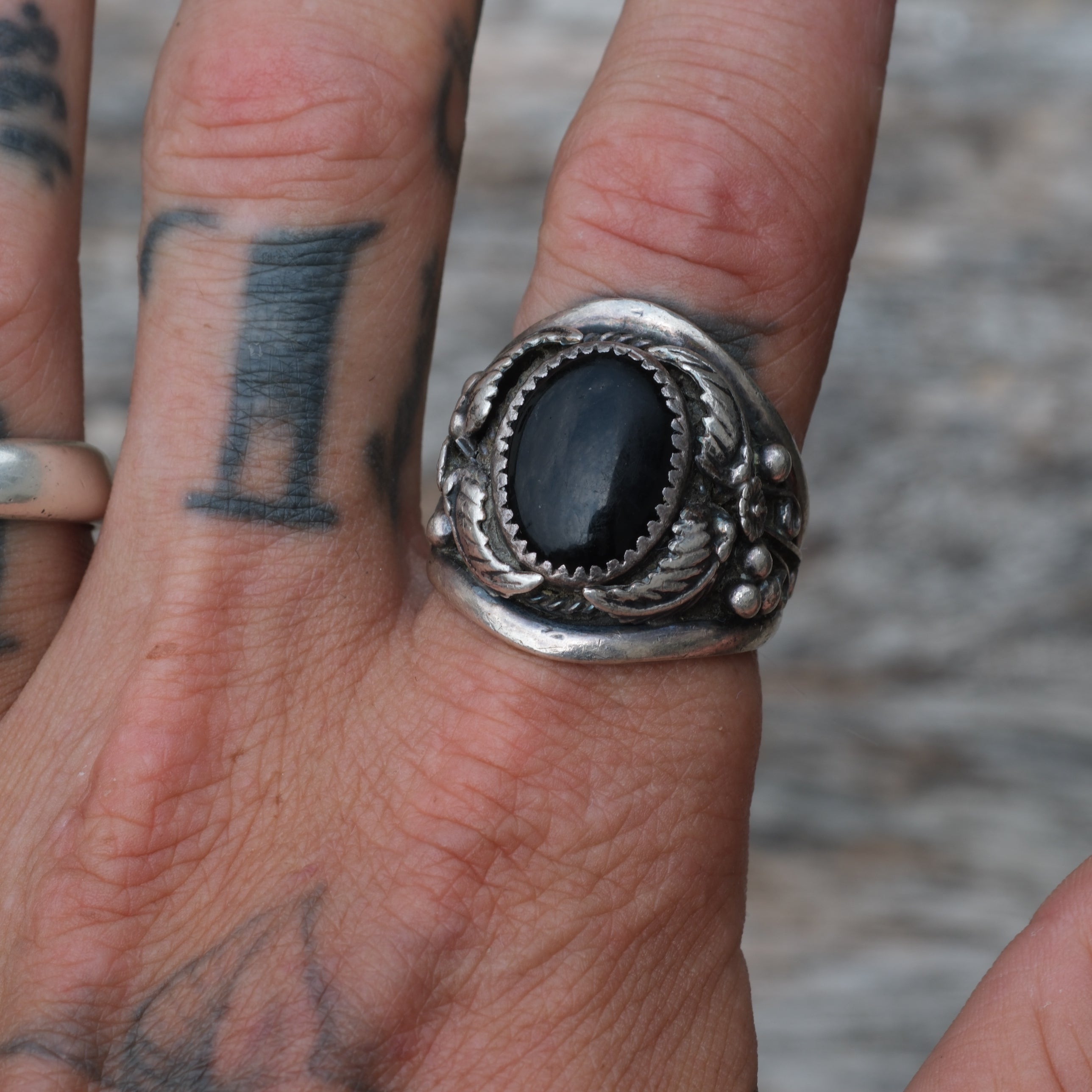 Vintage Sterling Onyx Feather Ring 11