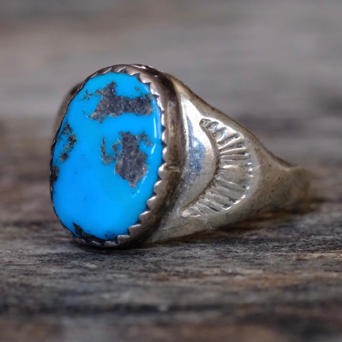 Vintage Sterling Turquoise Stamped Band Ring 7.5