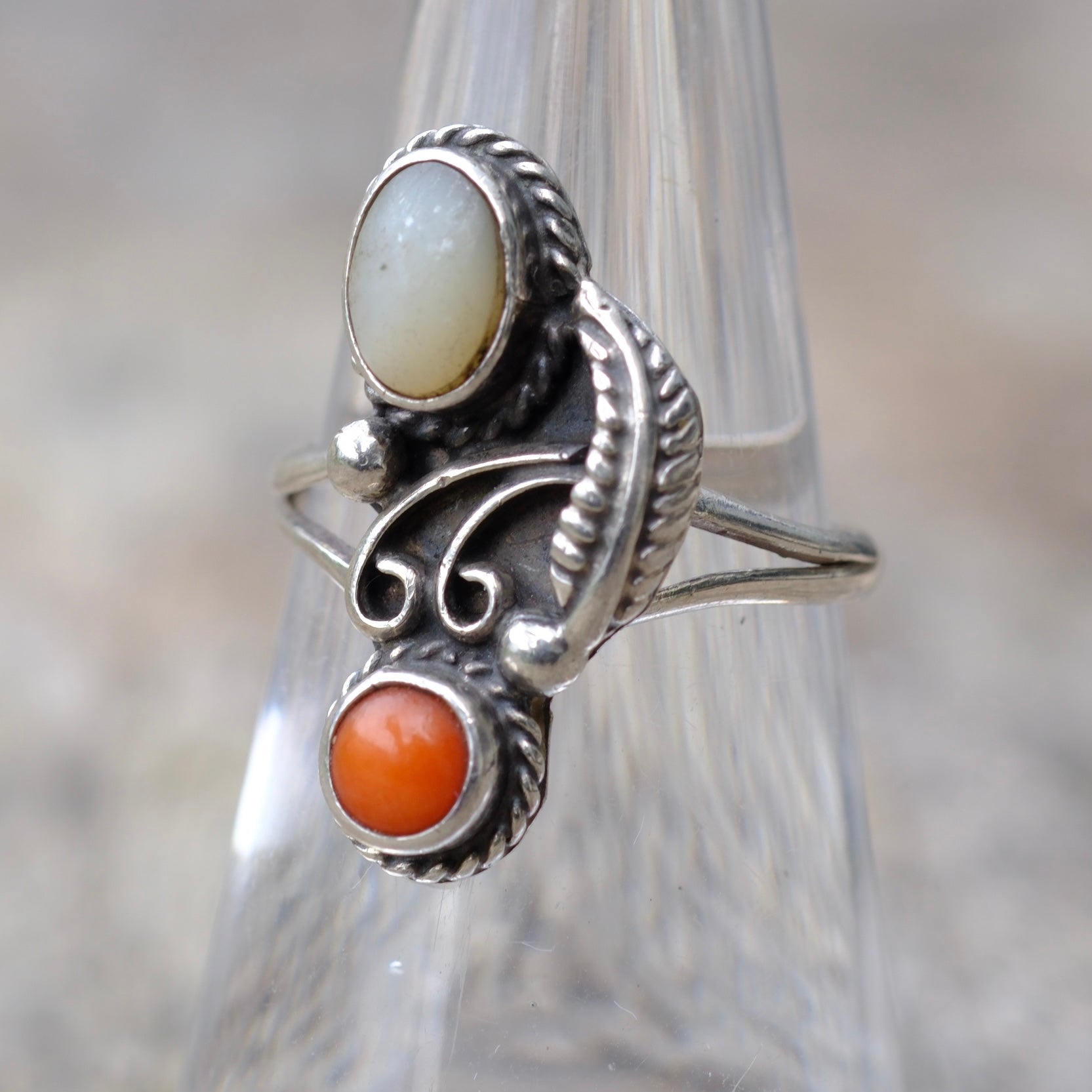 Vintage Sterling Coral and MOP Feather Ring 6.25