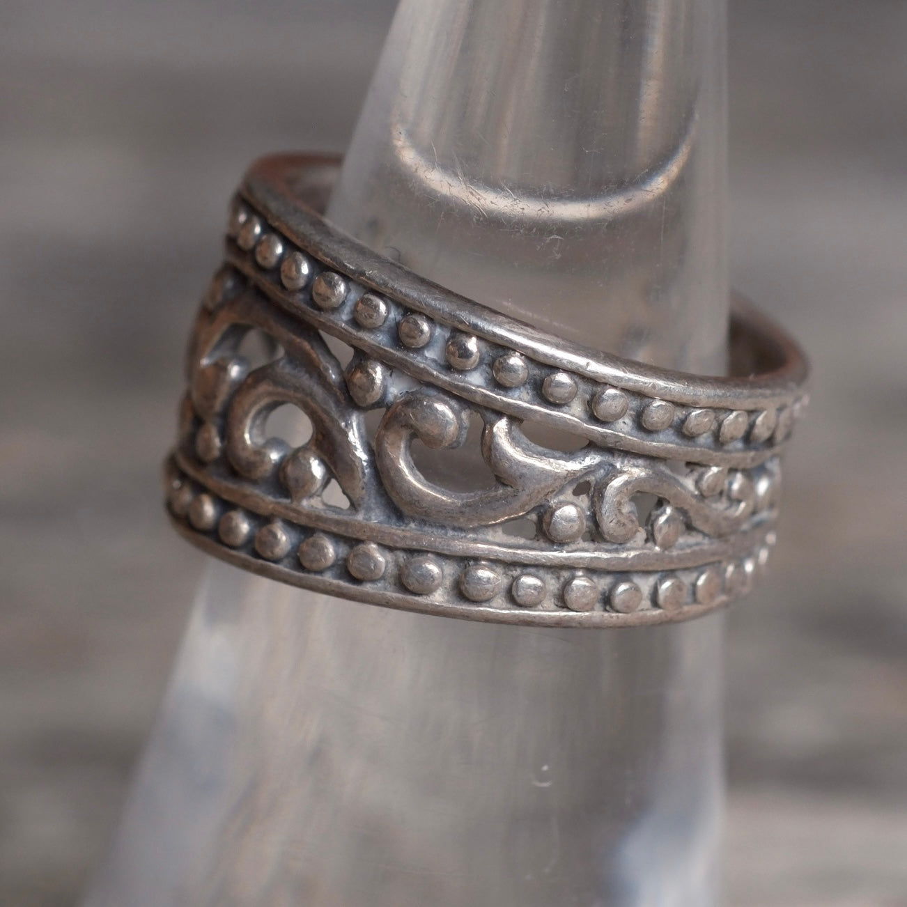Vintage Sterling Silver Scroll Band Ring 6.75