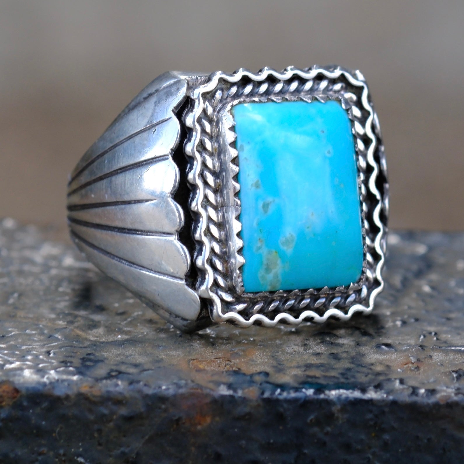Vintage Sterling Turquoise Ribbed Band Ring 9