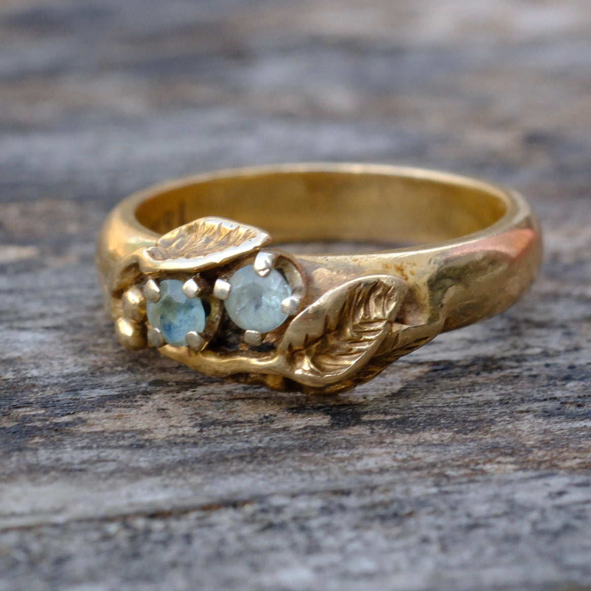 Vintage 14K Gold Aquamarine Leaf Ring 4.75