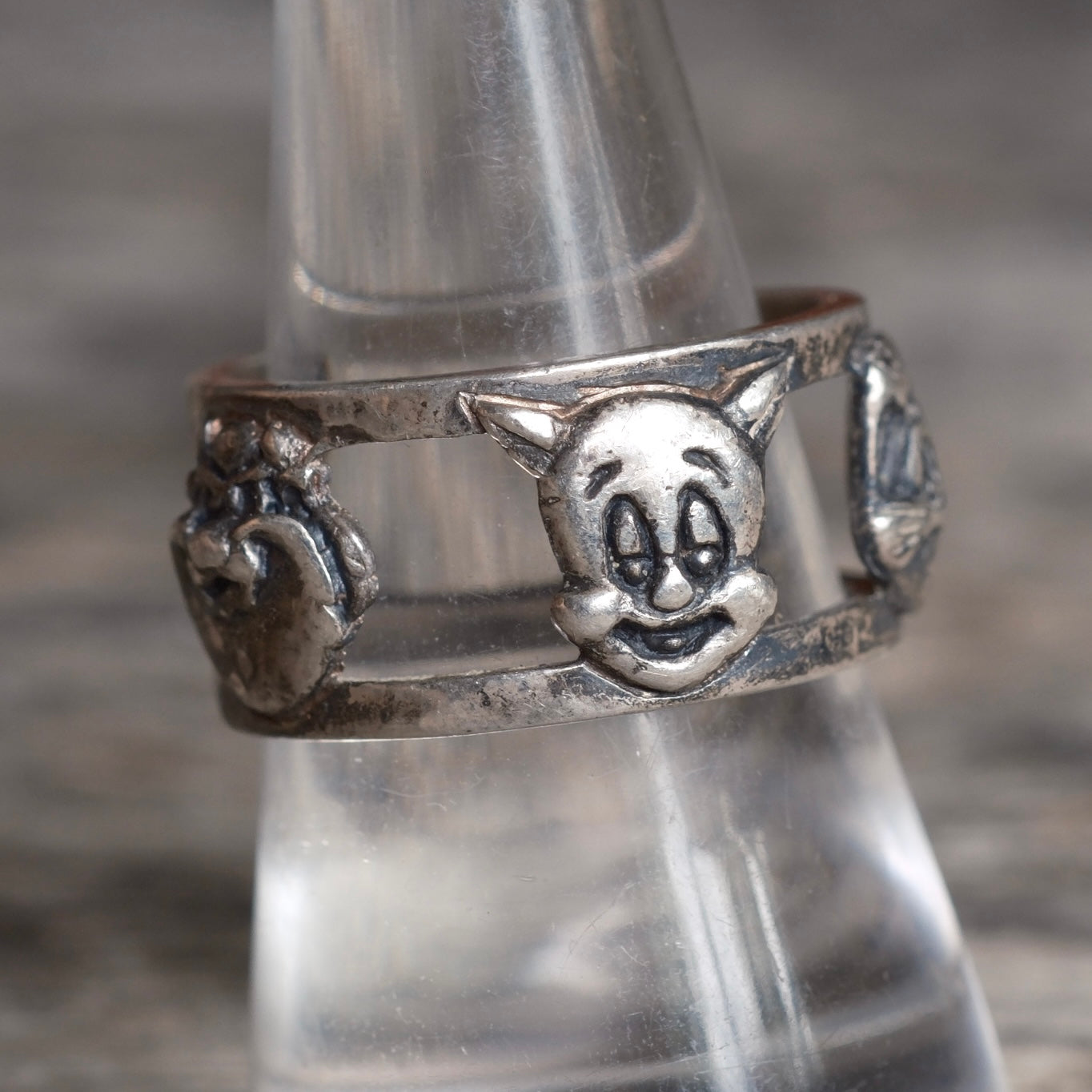 Vintage Sterling Silver Looney Tunes Ring 9