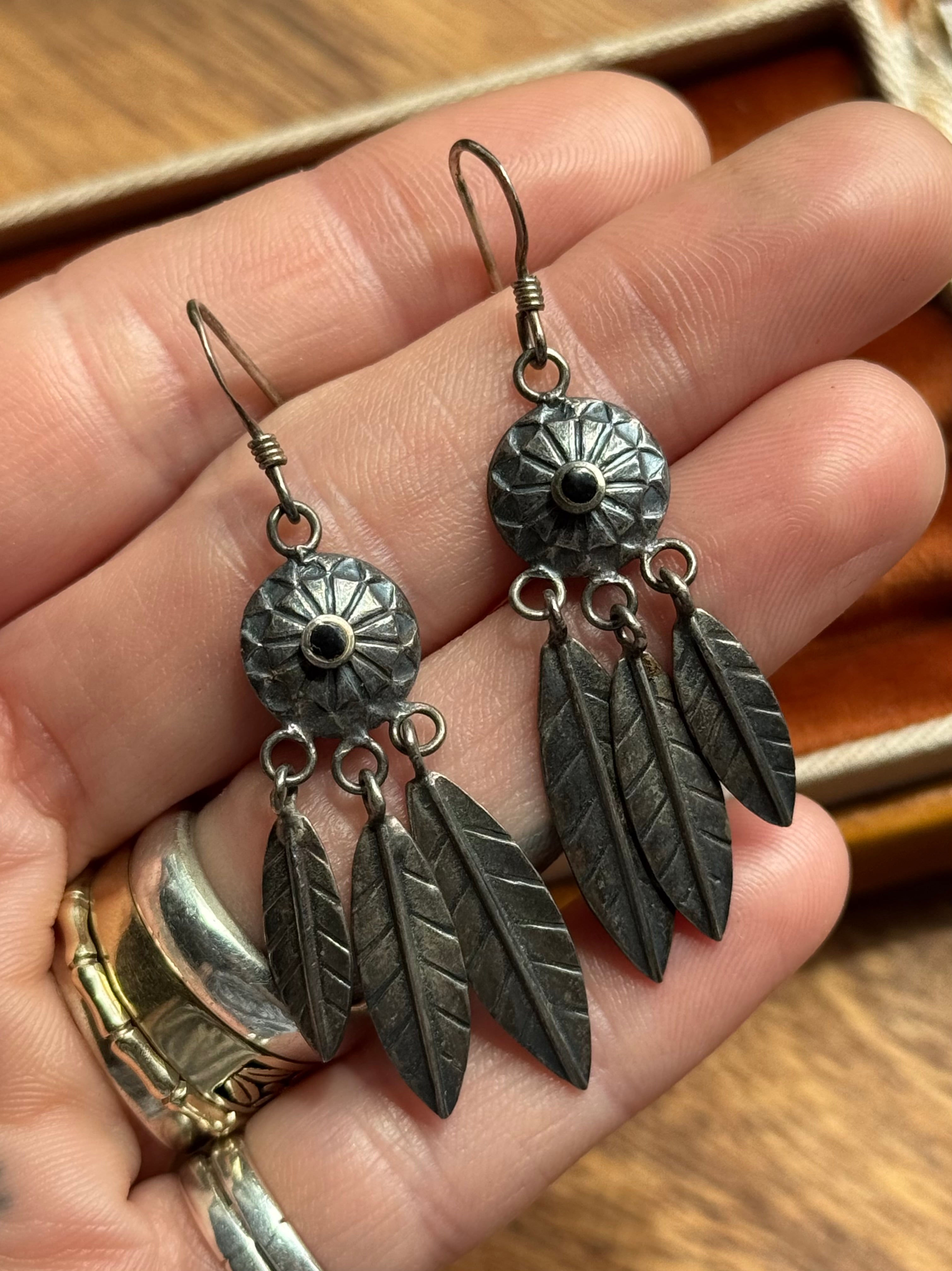 Vintage Sterling Silver Onyx Multi-Feather Concho Earrings
